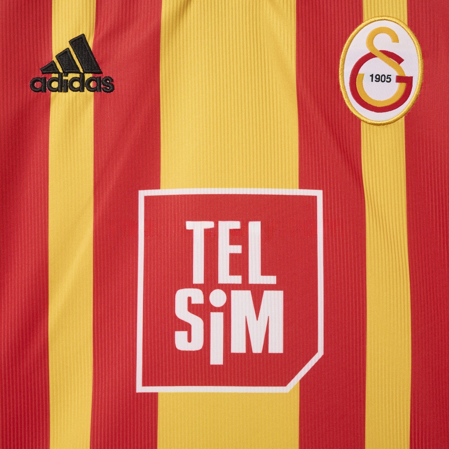 Retro Galatasaray 2000-01 Home Jersey - ReplicasJersey
