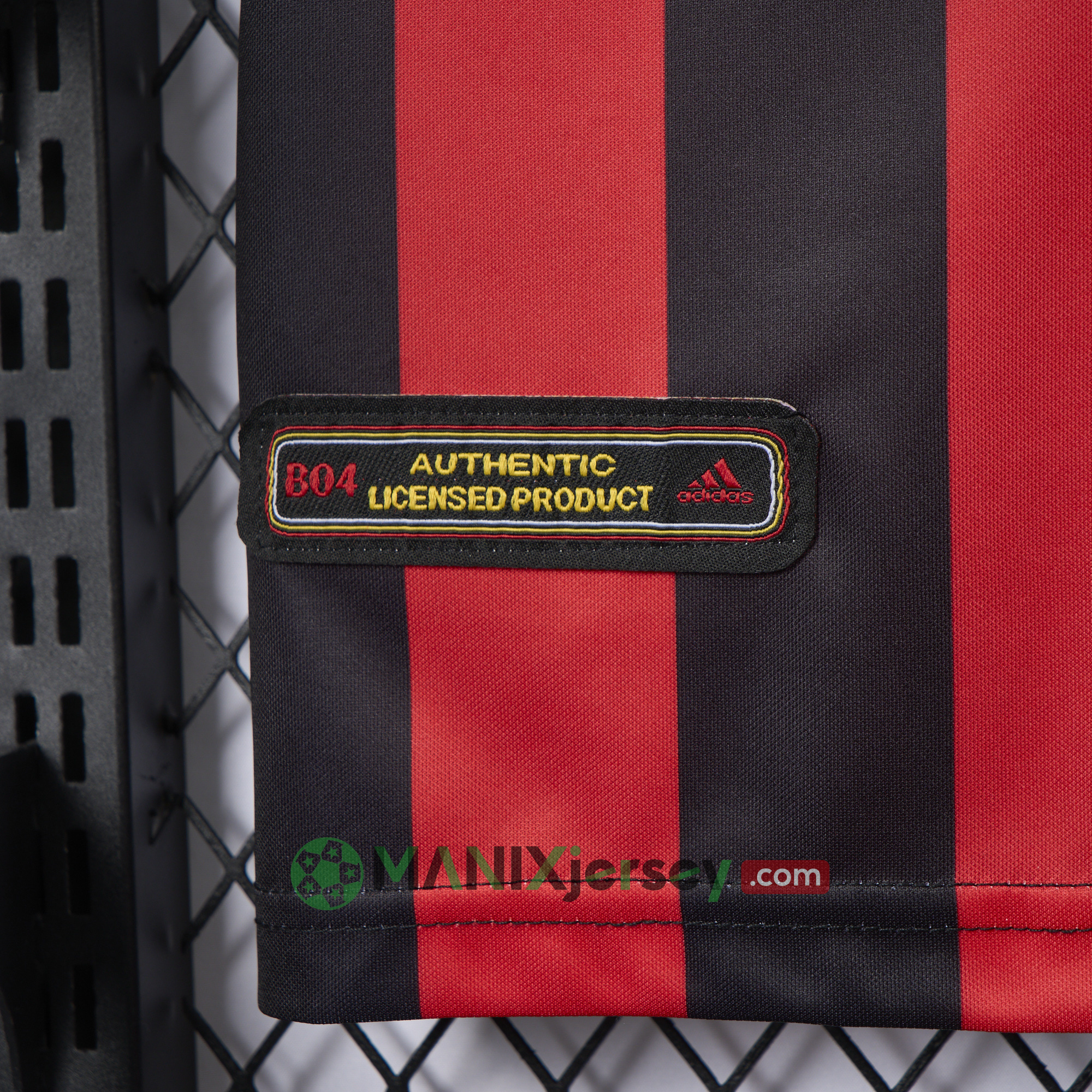 Retro Bayer 04 Leverkusen 2001-02 Home Jersey - ReplicasJersey