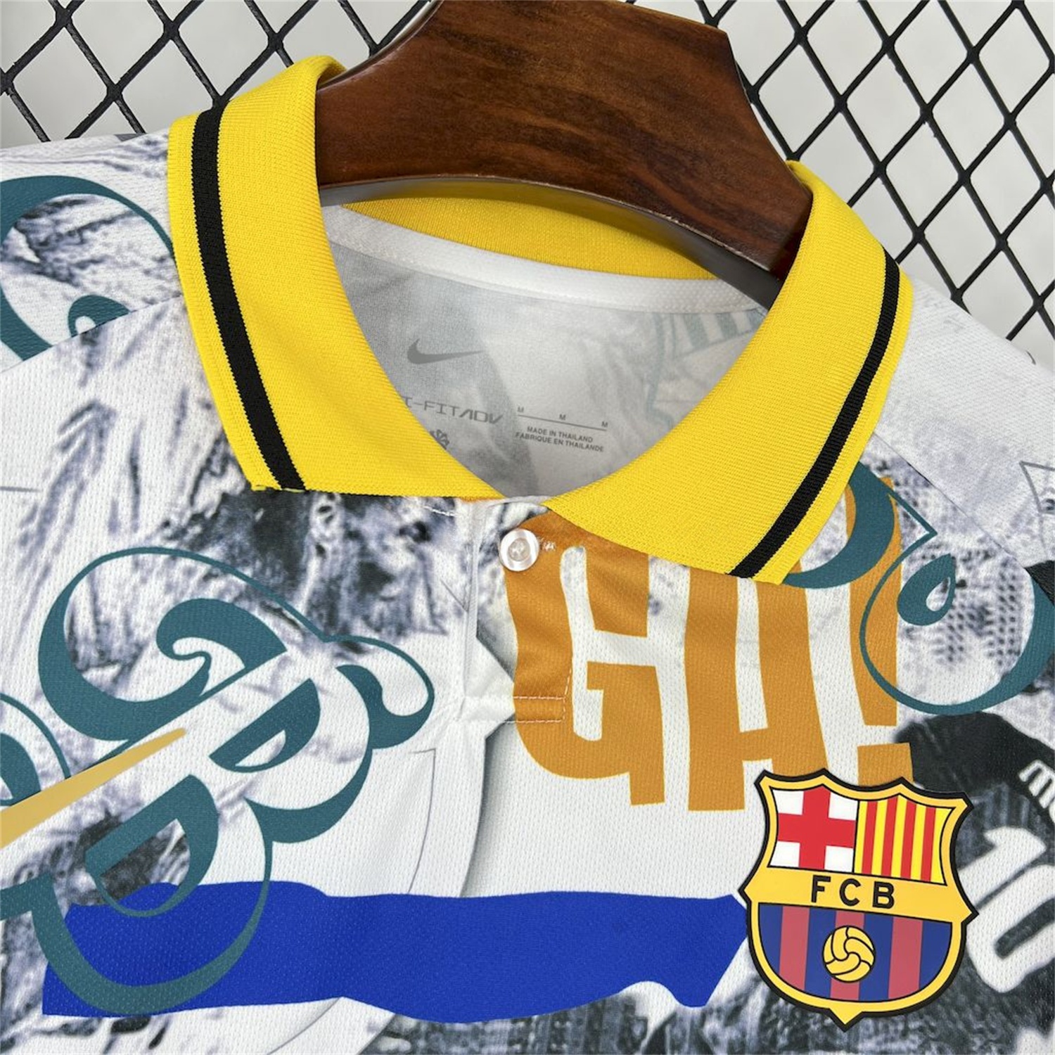 B.A.R.S.A 25-26 Ronaldo & Messi White Special Jersey - Fans Version - ReplicasJersey