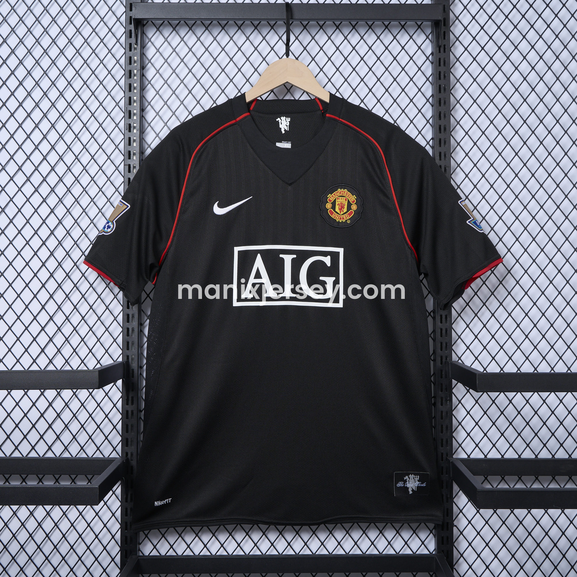Manchester United Retro 07-08 Away Jersey - ReplicasJersey