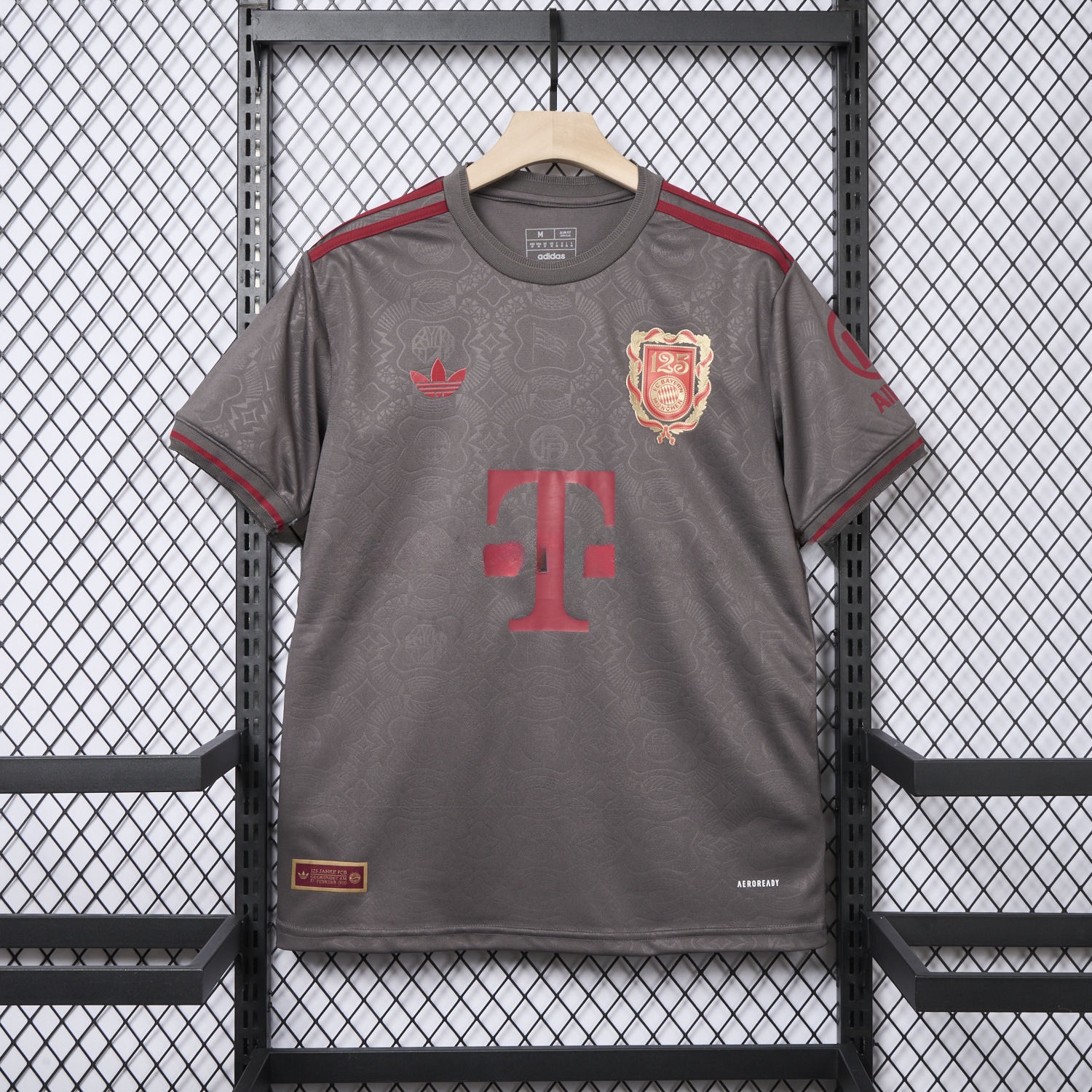 Bayern Munich 2025 Grey 125th Anniversary Jersey - Fans Version - ReplicasJersey