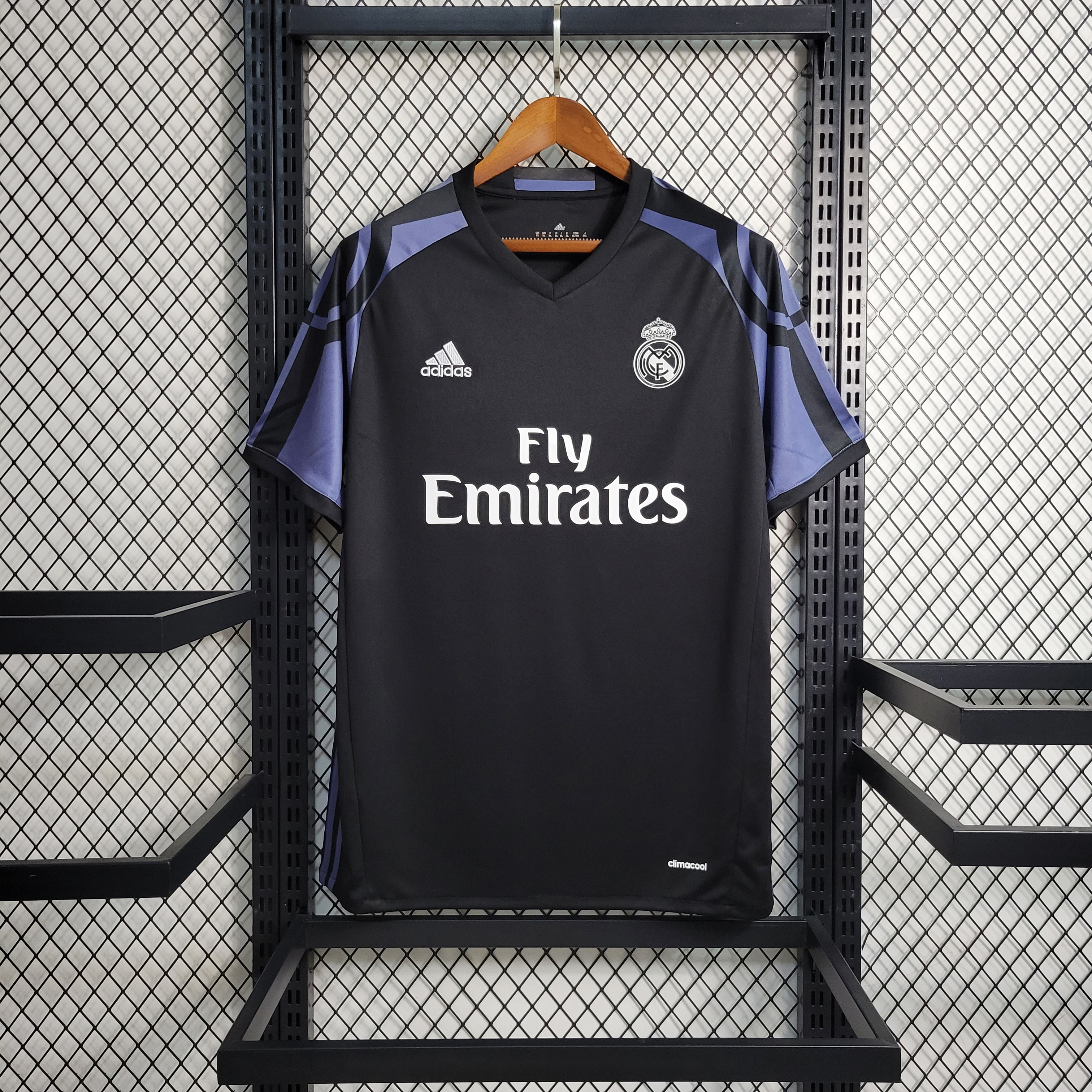 Real Madrid Retro 16-17 Third Jersey - ReplicasJersey