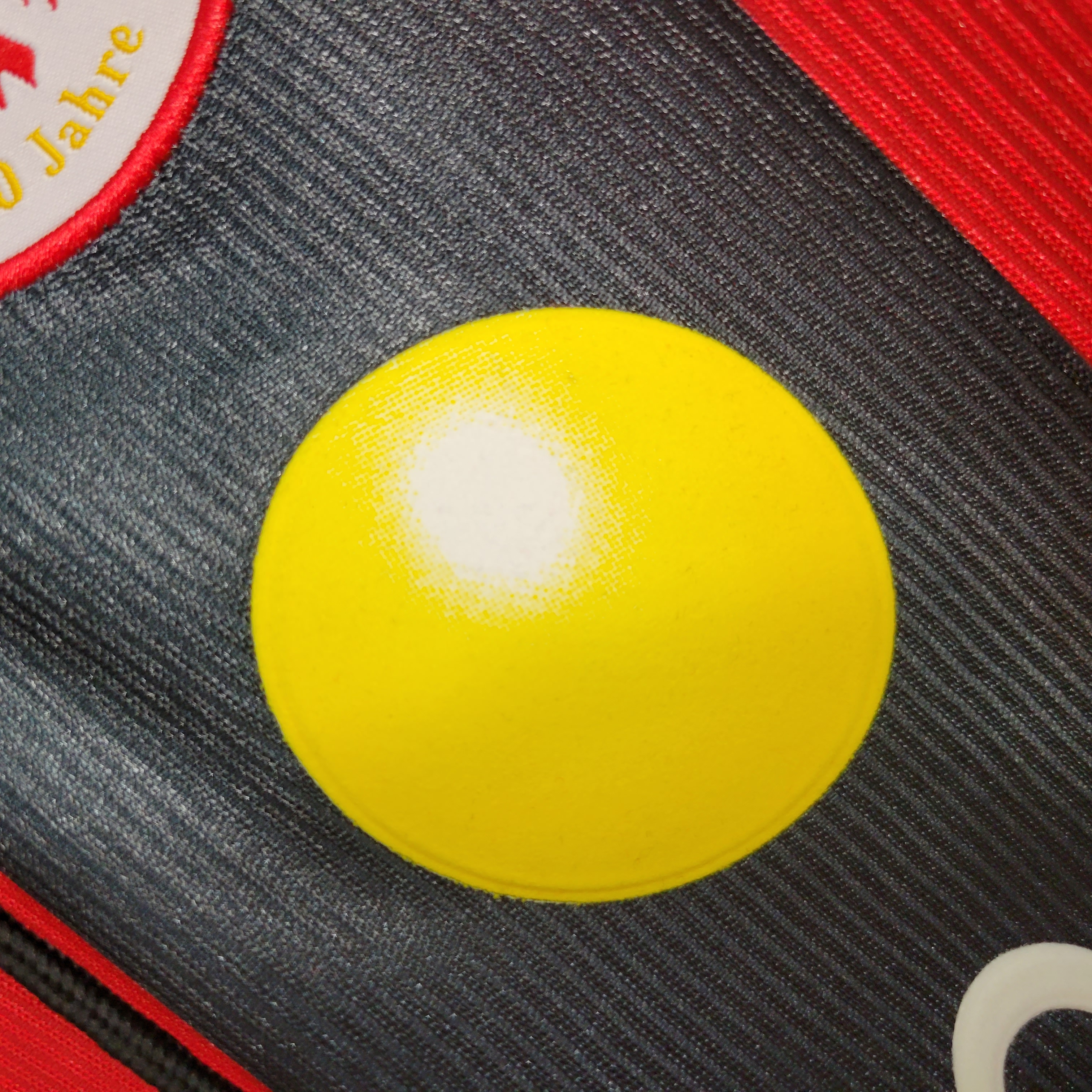 Retro Frankfurt 1998-00 Home Stadium Jersey - ReplicasJersey