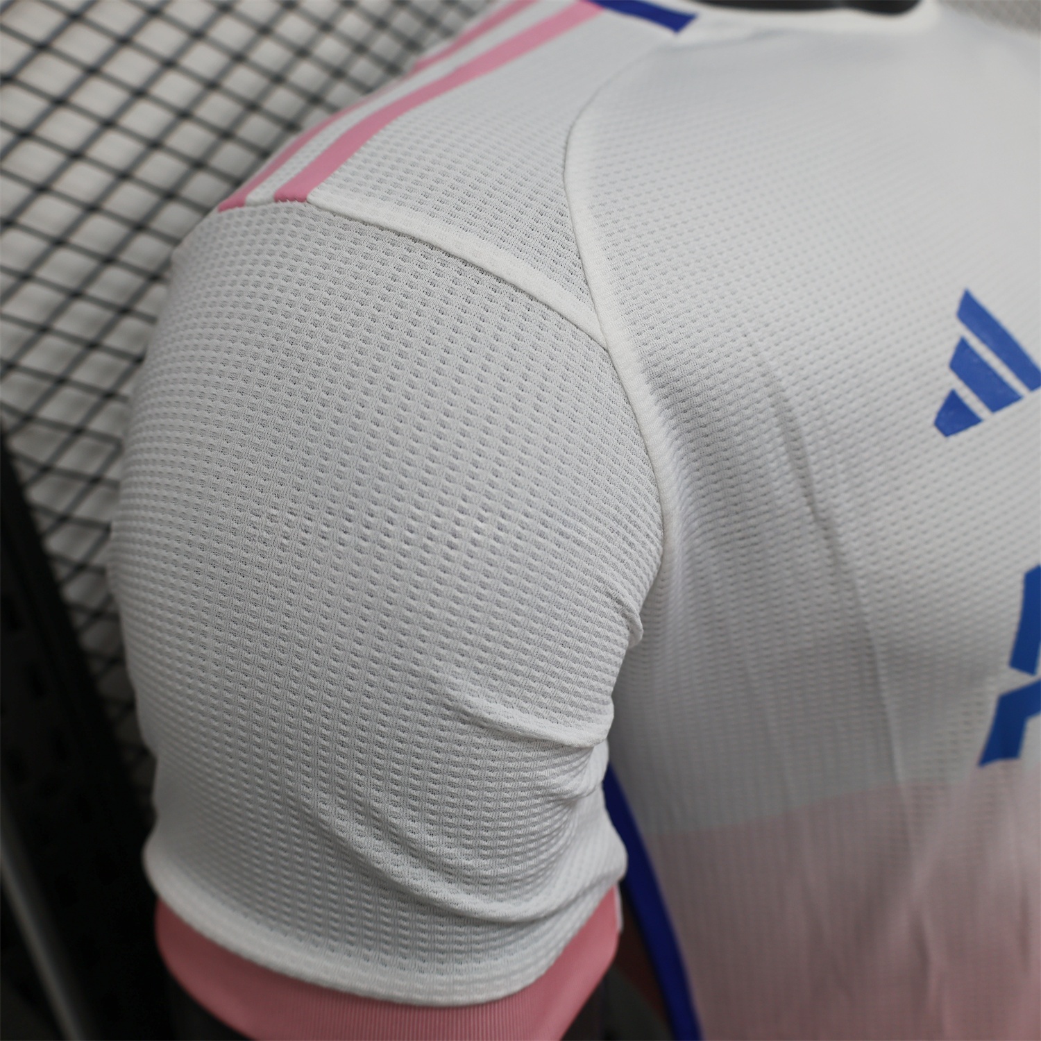Algeria 25-26 Pink Mountains Silhouette White Jersey - Player Version - ReplicasJersey