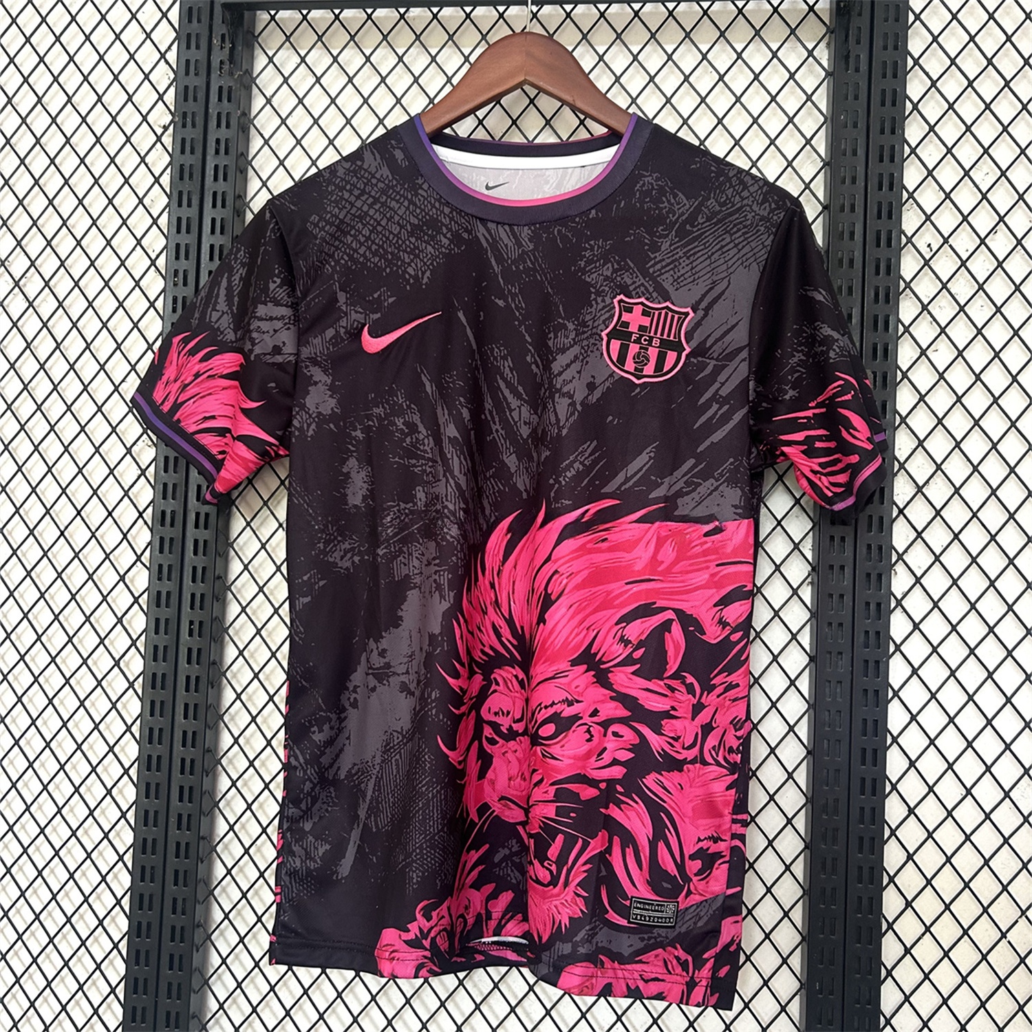 B.A.R.S.A 25-26 Pink Lion Black Jersey - Fans Version - ReplicasJersey