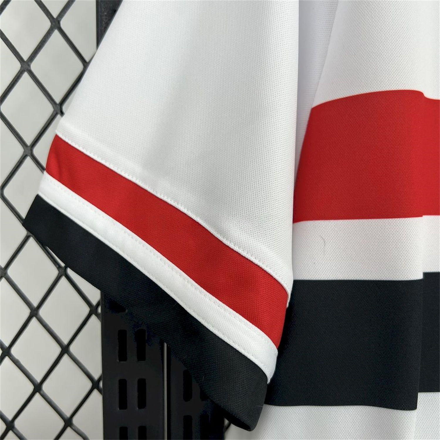 Sao Paulo 25-26 Home Jersey - Fans Version - ReplicasJersey