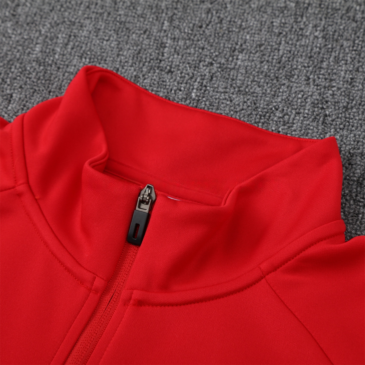 River Plate 25-26 Terrace Jacket Training Tracksuit - Red Jackets & Black Pants - ReplicasJersey