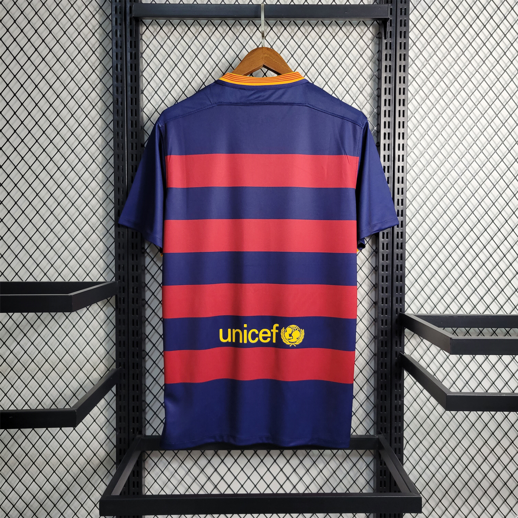 B.A.R.S.A Retro 15-16 Home Stadium Jersey - ReplicasJersey