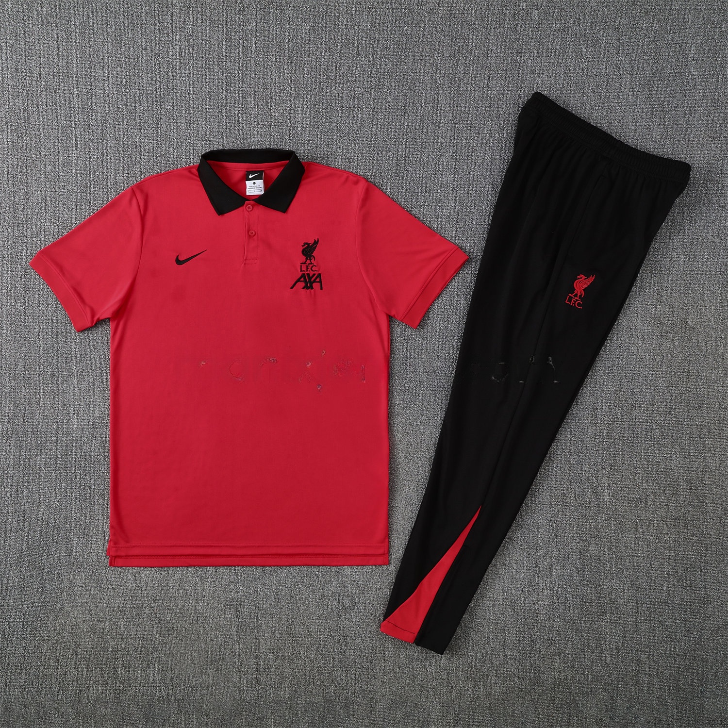 Liver.pool 25-26 POLO Short-Sleeve Training Set - Red Top and Black Pants - ReplicasJersey