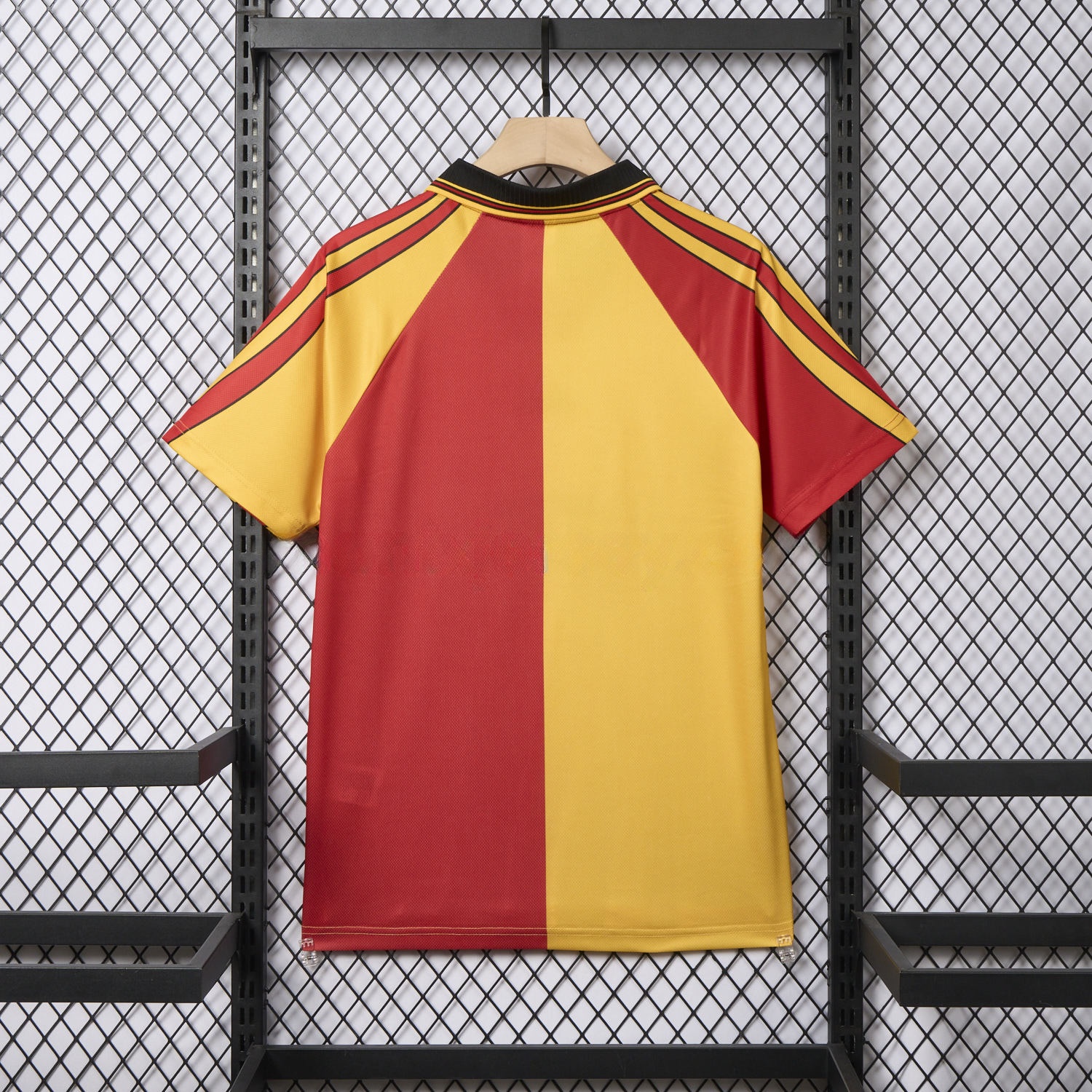 Retro Galatasaray 1998-99 Home Jersey - ReplicasJersey