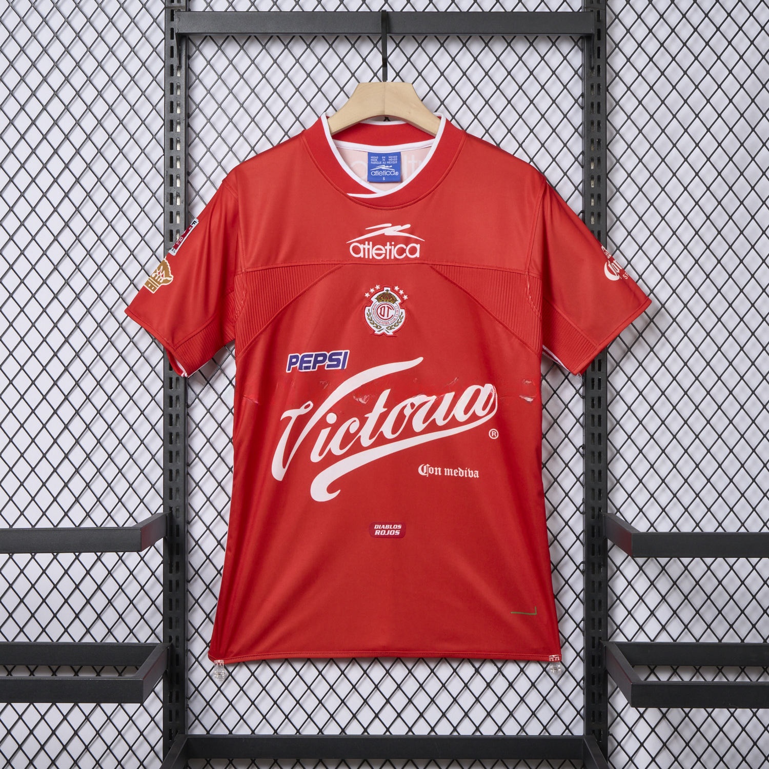 Retro Toluca 2000-01 Home Jersey - ReplicasJersey