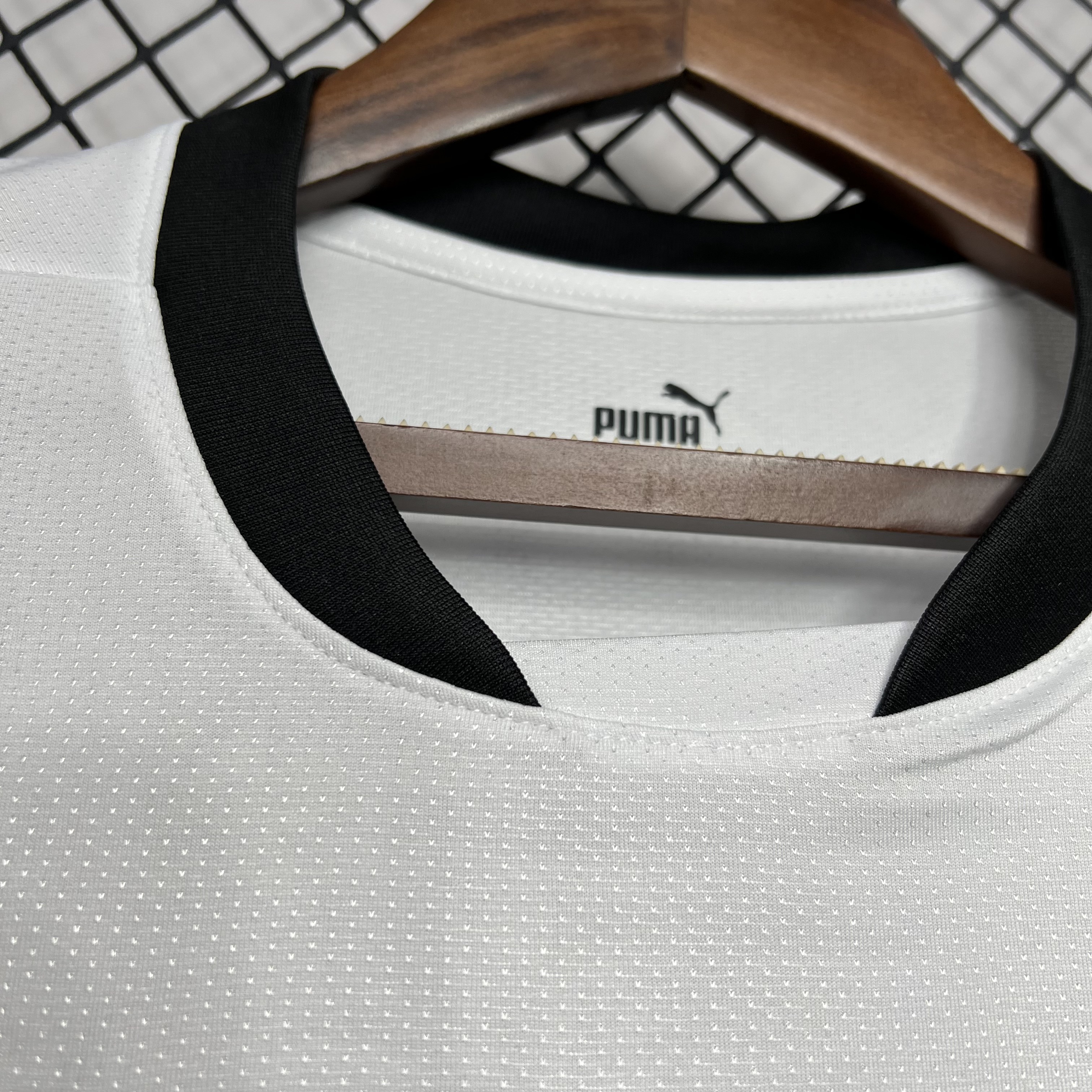 Valencia 24-25 Home Stadium Jersey - Fans Version - ReplicasJersey