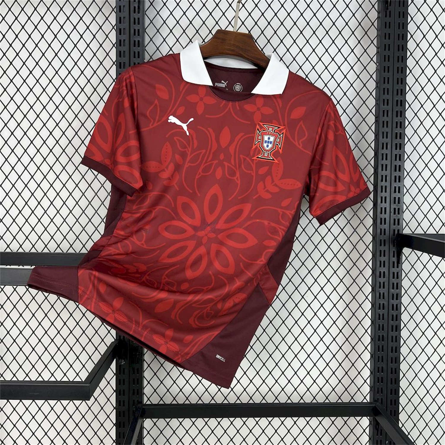 Portugal 2025-26 Red Flower Training Jersey - Fans Version - ReplicasJersey