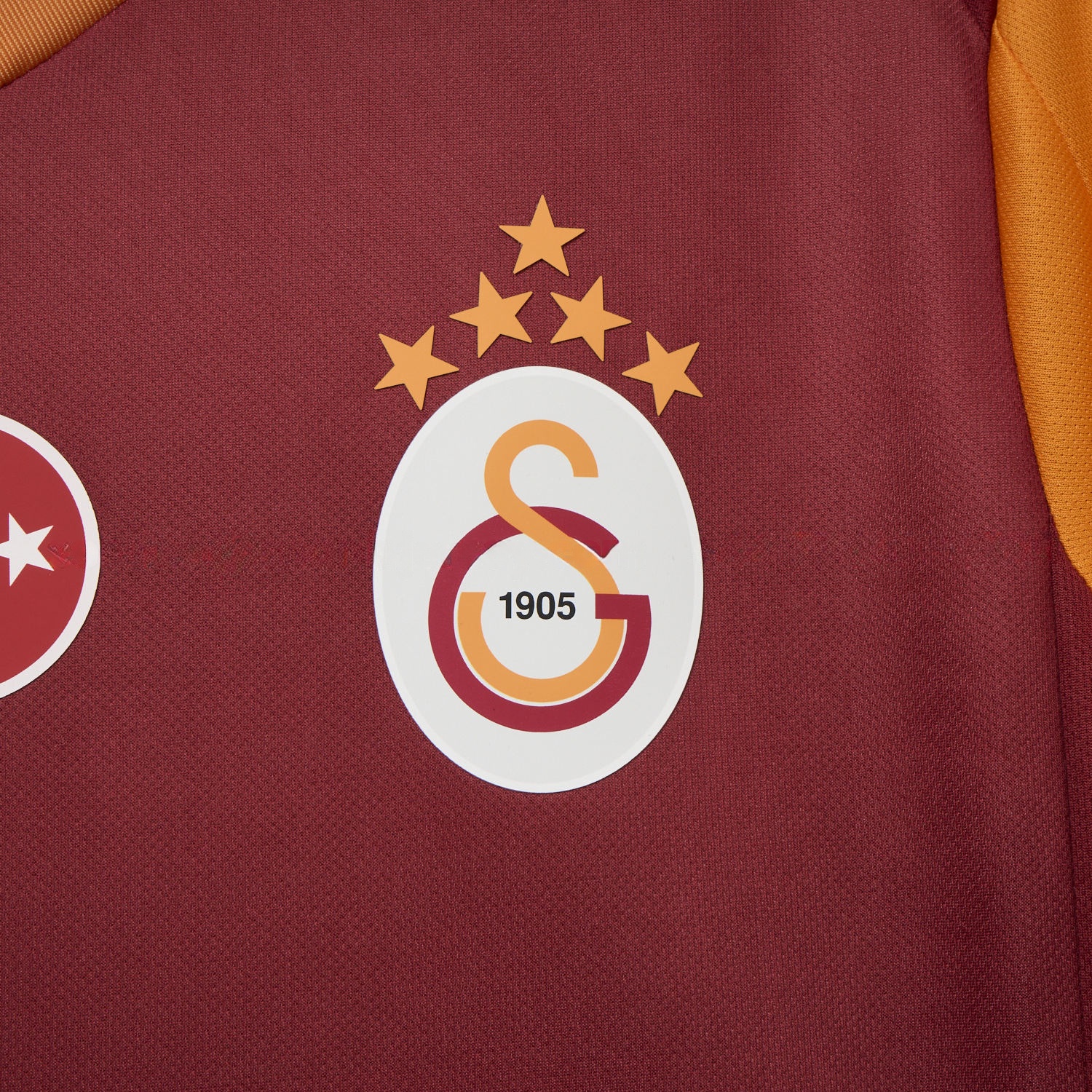 Galatasaray 25-26 Home Jersey with Five Stars - Fans Version - ReplicasJersey