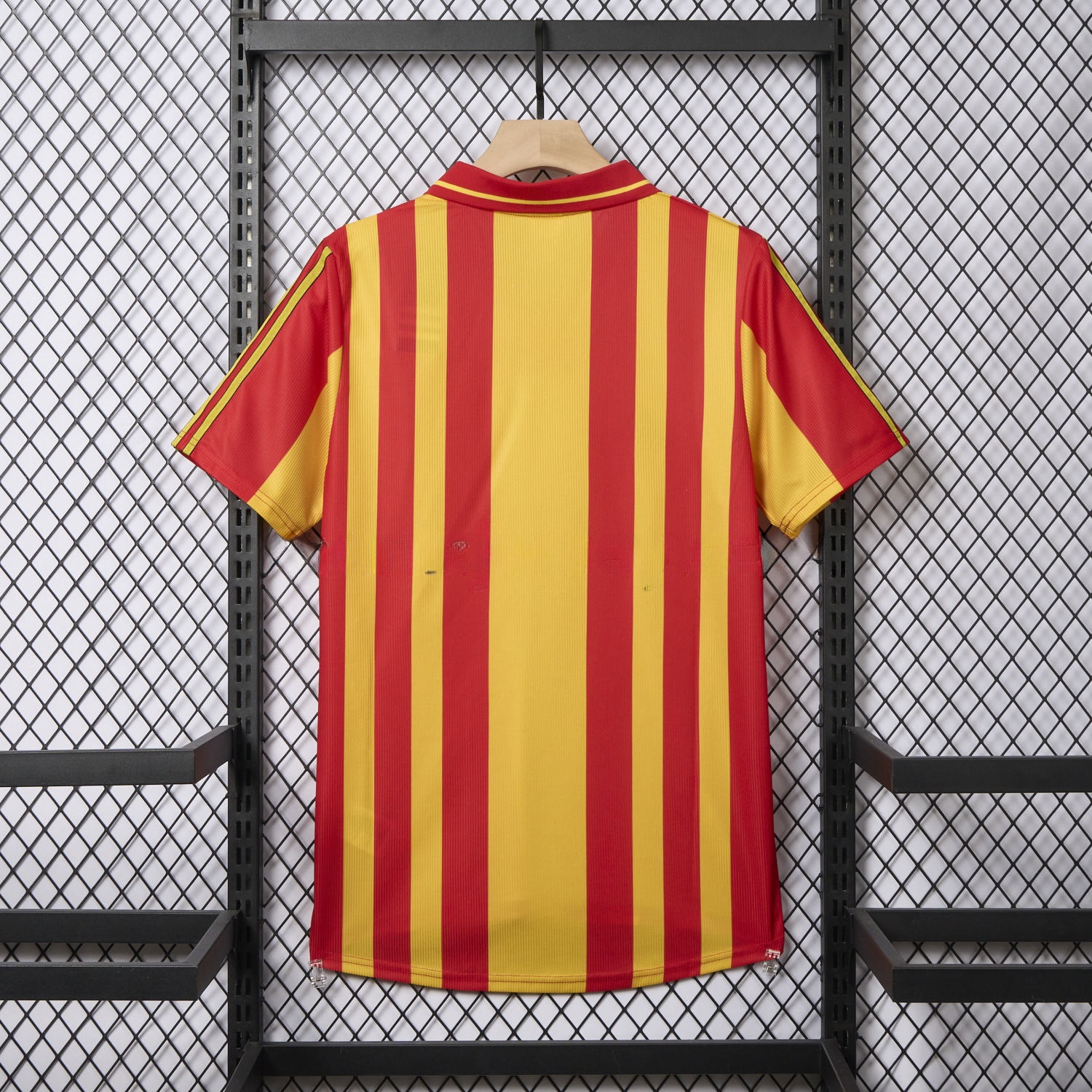 Retro Galatasaray 2000-01 Home Jersey - ReplicasJersey