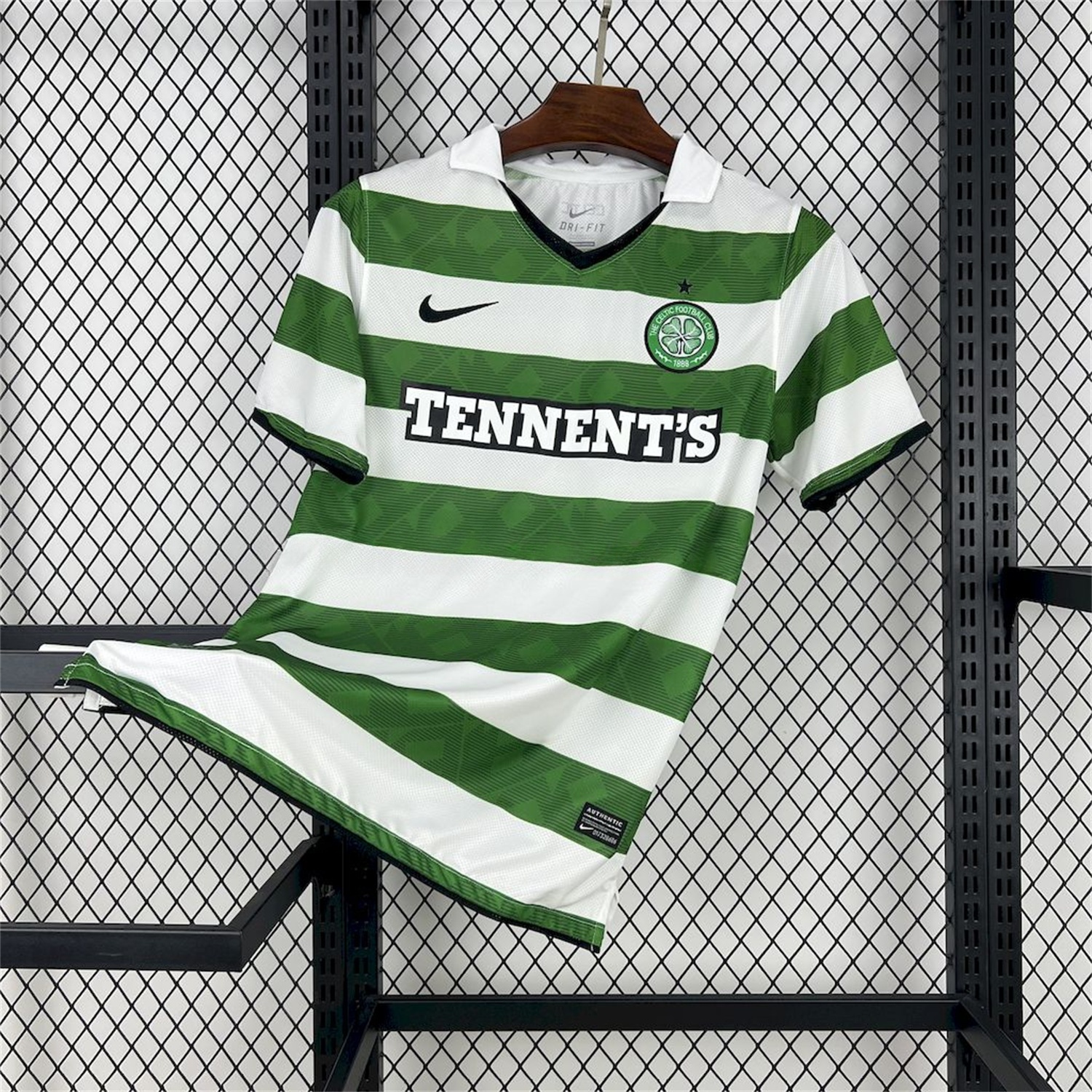 Retro Celtic 2010-12 Home Jersey - ReplicasJersey