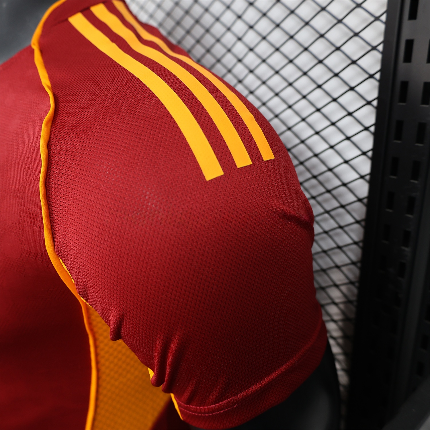 AS Roma 25-26 Home Jersey - Player Version - ReplicasJersey