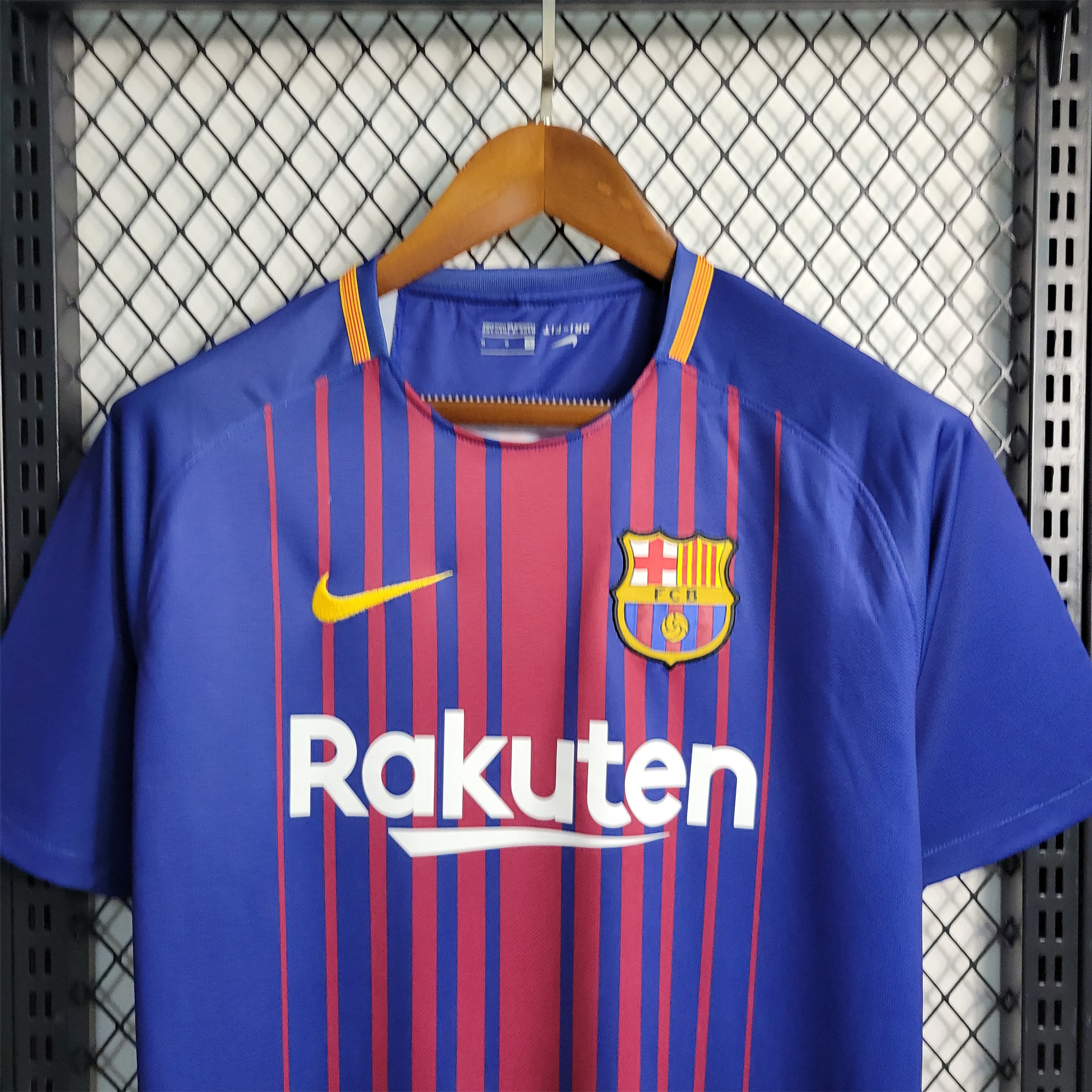 B.A.R.S.A Retro 17-18 Home Stadium Jersey - ReplicasJersey