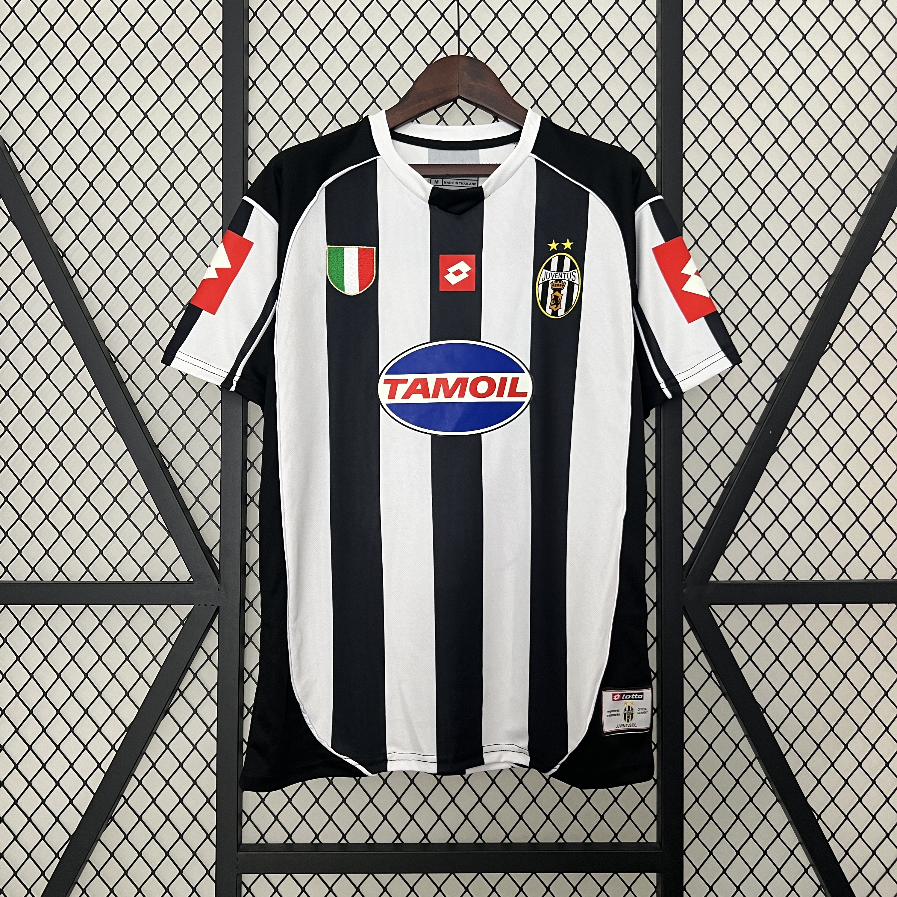 Retro Juventus 2002-03 European Home Jersey - ReplicasJersey
