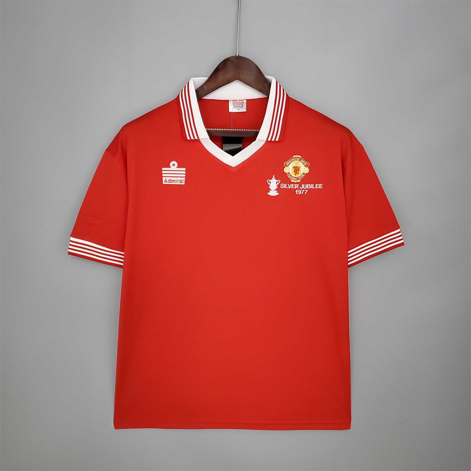 Manchester United Retro 1977 Home Stadium Jersey - ReplicasJersey