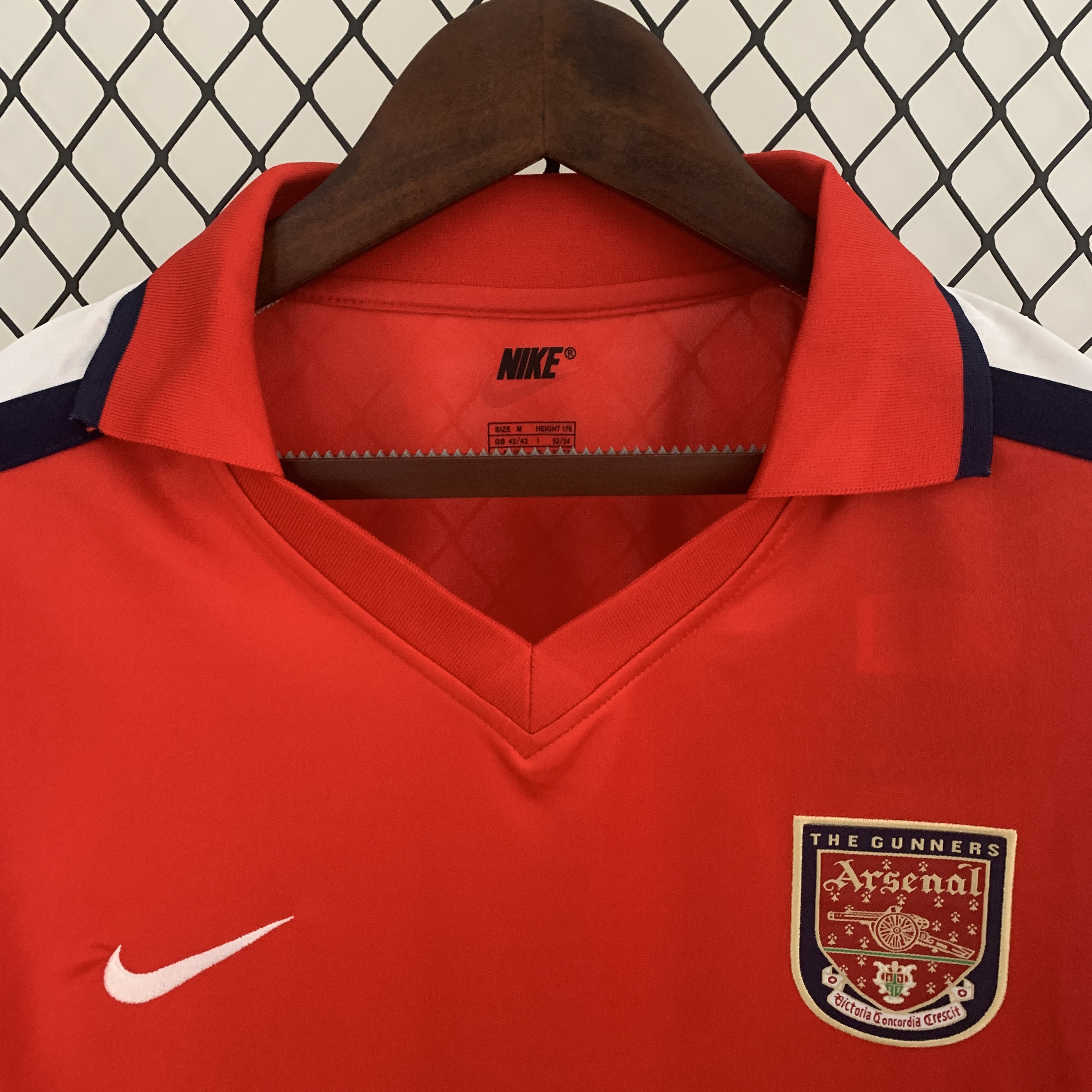 Retro Arsenal 01-02 Home Stadium Jersey - ReplicasJersey