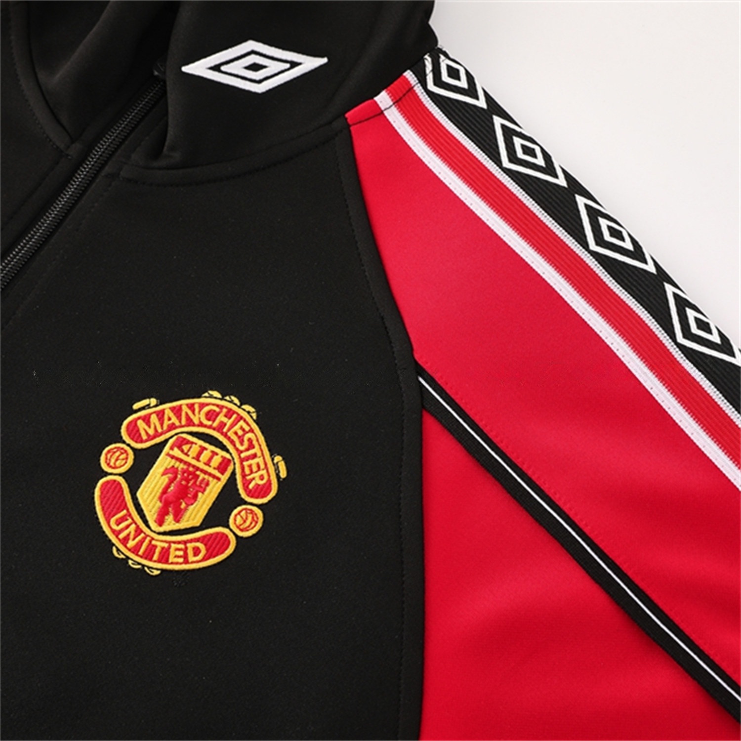Manchester United 25-26 Throwback 98-99 Style Jacket Training Tracksuit - Black - ReplicasJersey