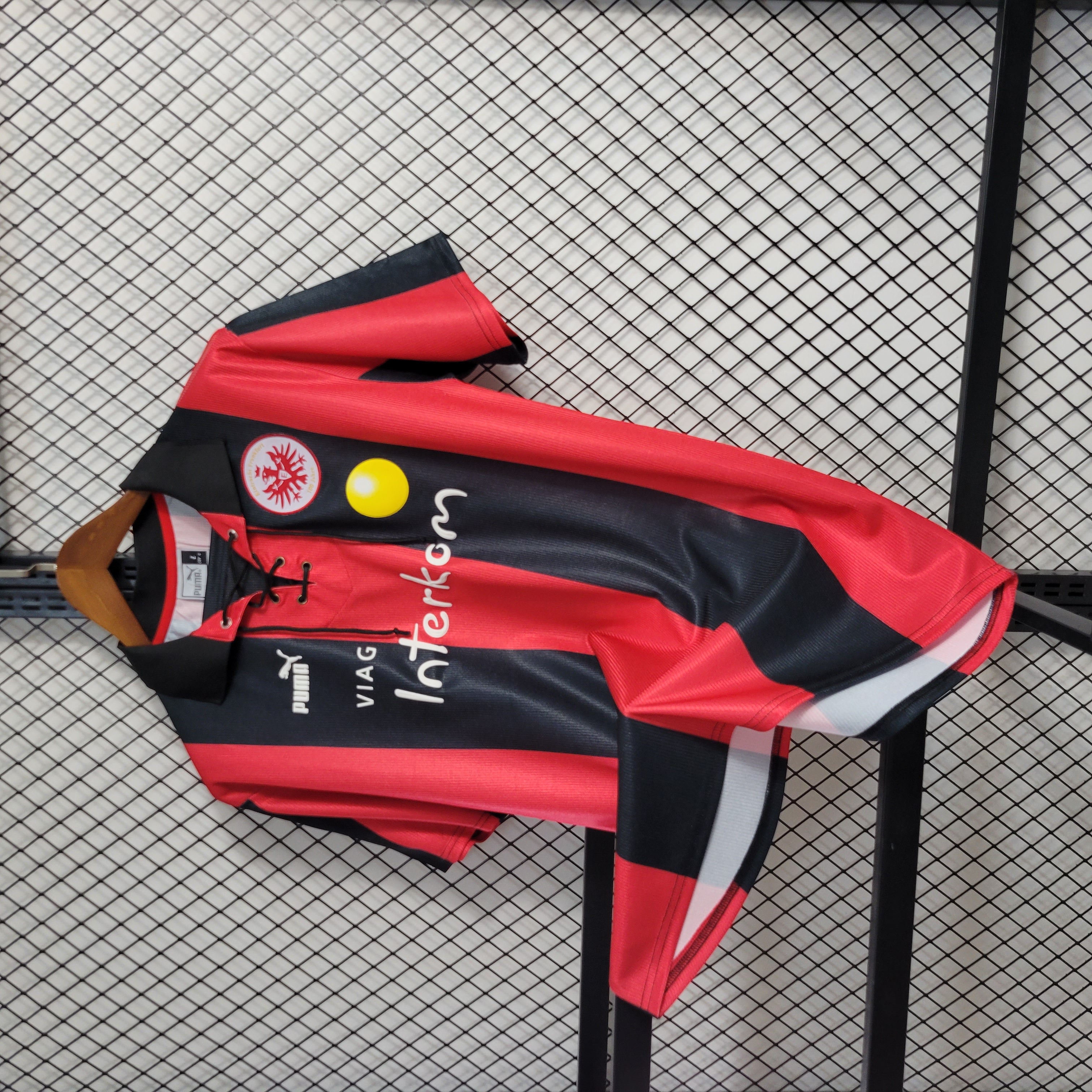 Retro Frankfurt 1998-00 Home Stadium Jersey - ReplicasJersey