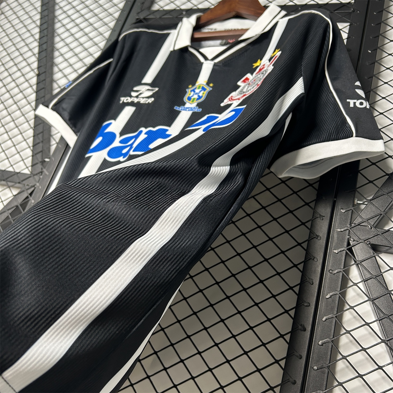 Retro Corinthians 1999-00 Away Jersey - ReplicasJersey