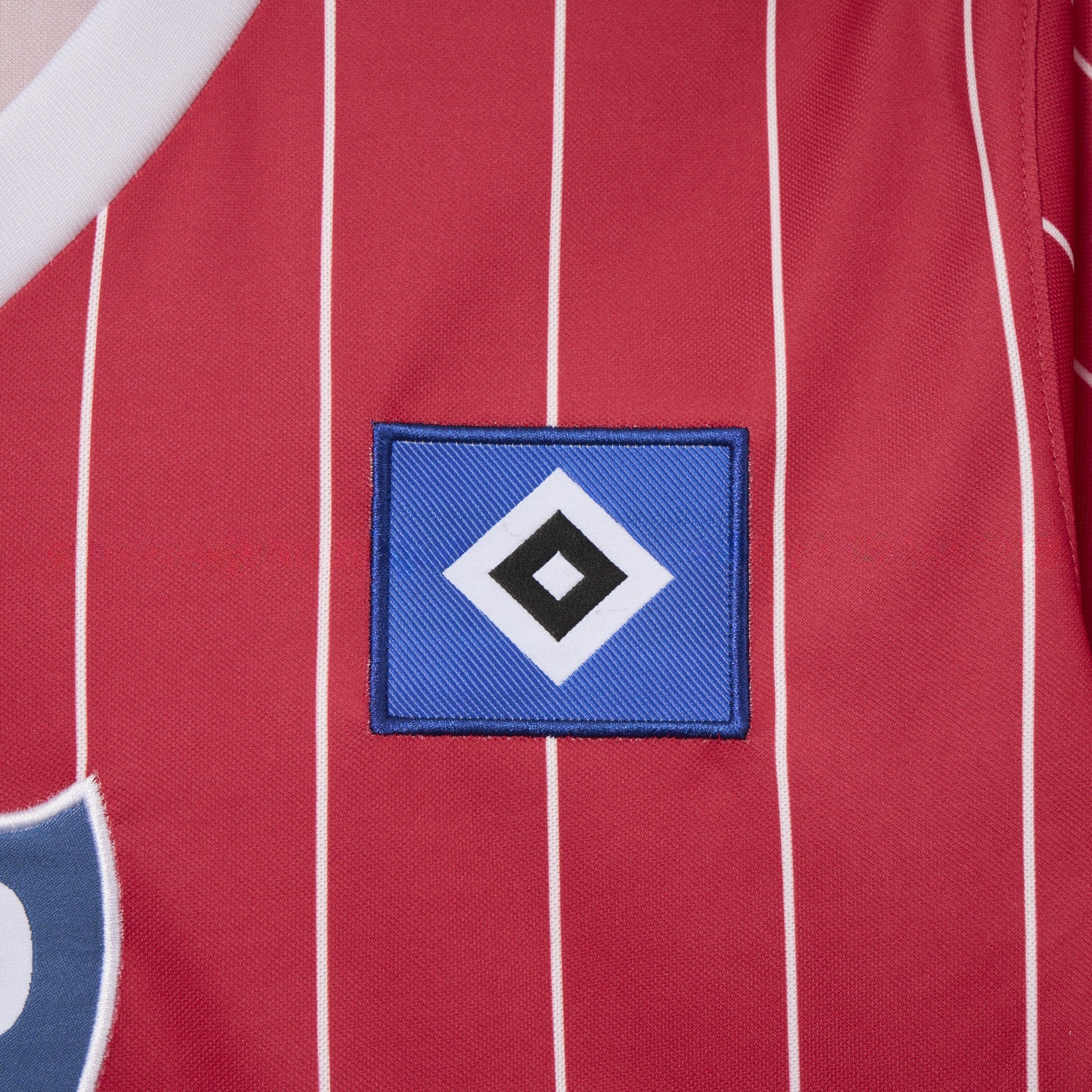 Retro Hamburger SV 1984 Away Jersey - ReplicasJersey
