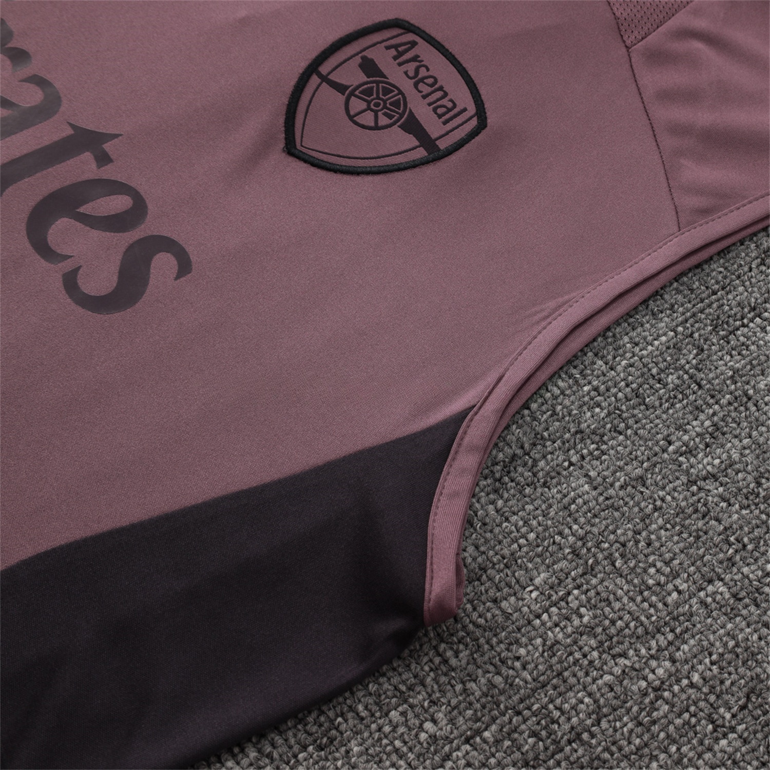 Arsenal 25-26 Vest Training Set - Purple Vest and Deep Purple Shorts - ReplicasJersey