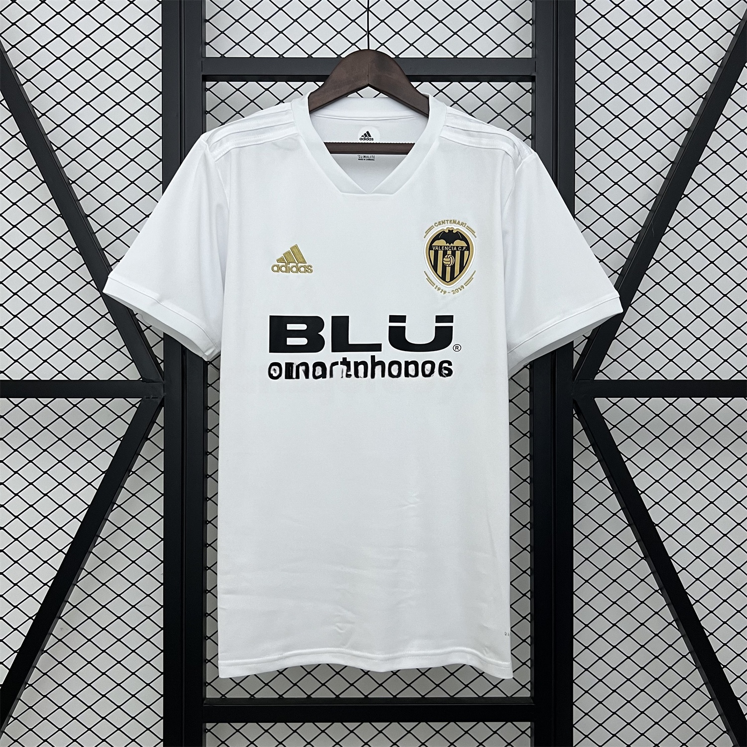 Retro Valencia 2018-19 Home Jersey - ReplicasJersey
