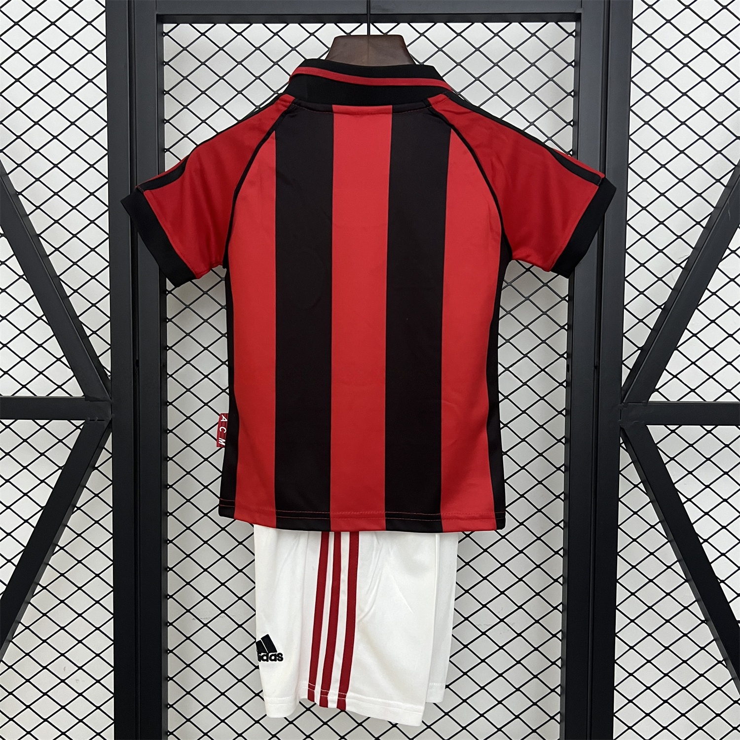 Retro AC Milan 1998-99 Home Kids Kit - ReplicasJersey
