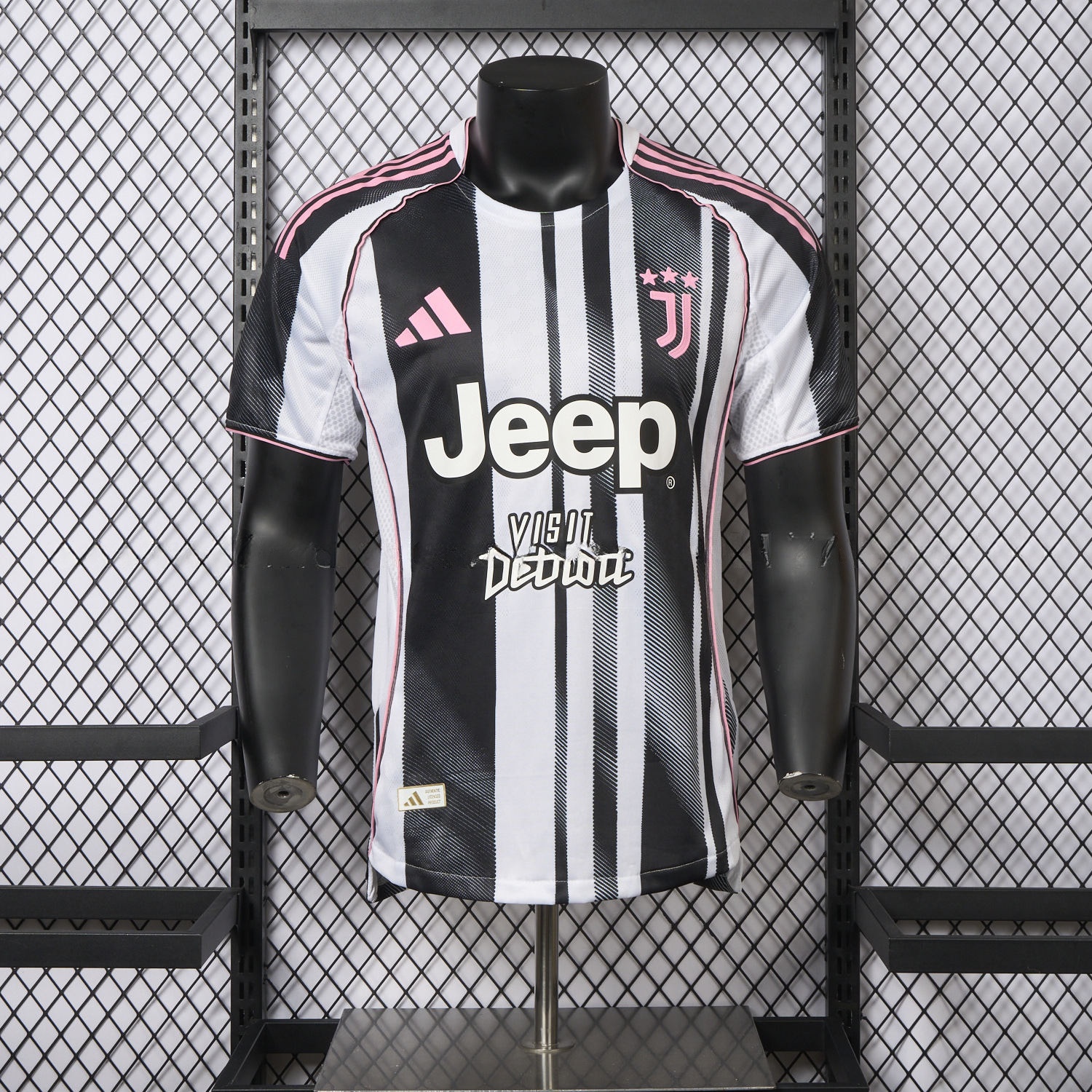 Juventus 25-26 Home Jersey With Chest Patch - Player Version - ReplicasJersey