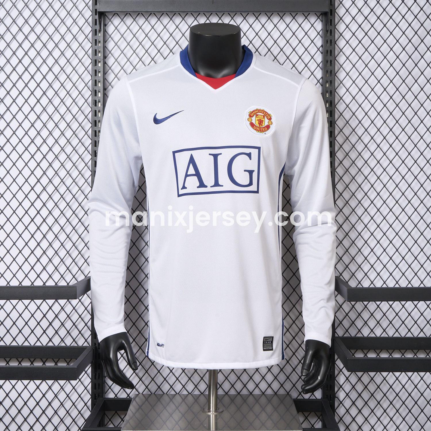 Manchester United Retro 2008-09 Home Long Sleeve Jersey - Player Version - ReplicasJersey