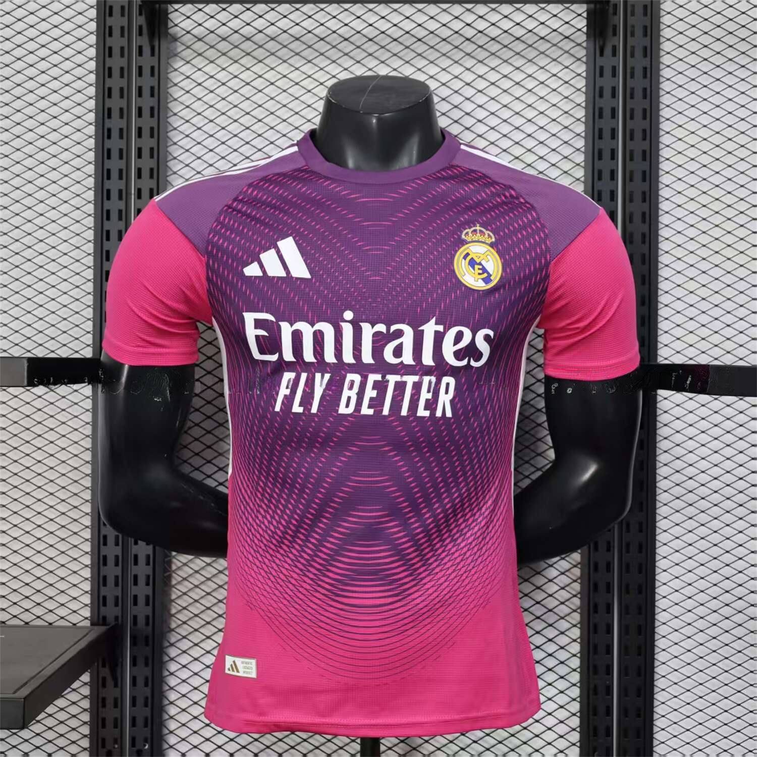 Real Madrid 25-26 Pink Purple Goalkeeper Jersey - Player Version - ReplicasJersey