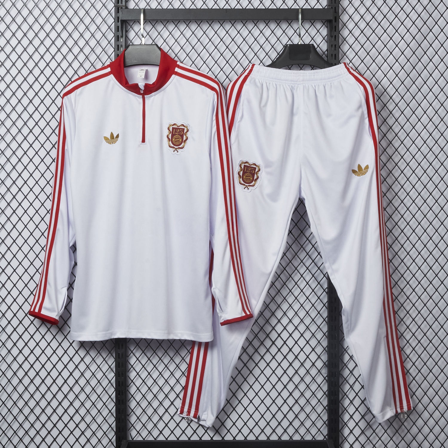 Bayern Munich 2025 125th Anniversary 1/4-Zip Long Sleeves Training Set - White - ReplicasJersey