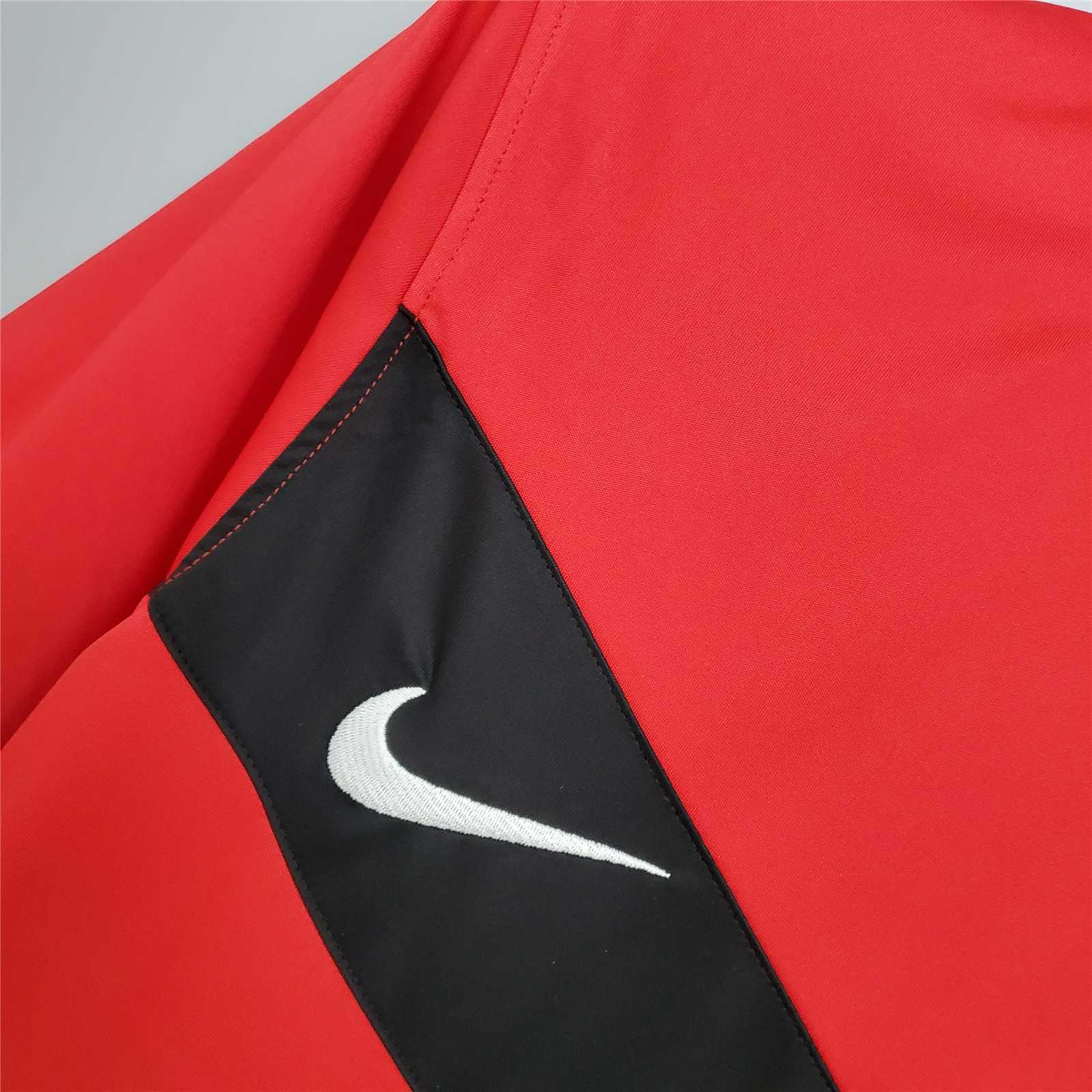 Manchester United Retro 09-10 Home Stadium Jersey - ReplicasJersey