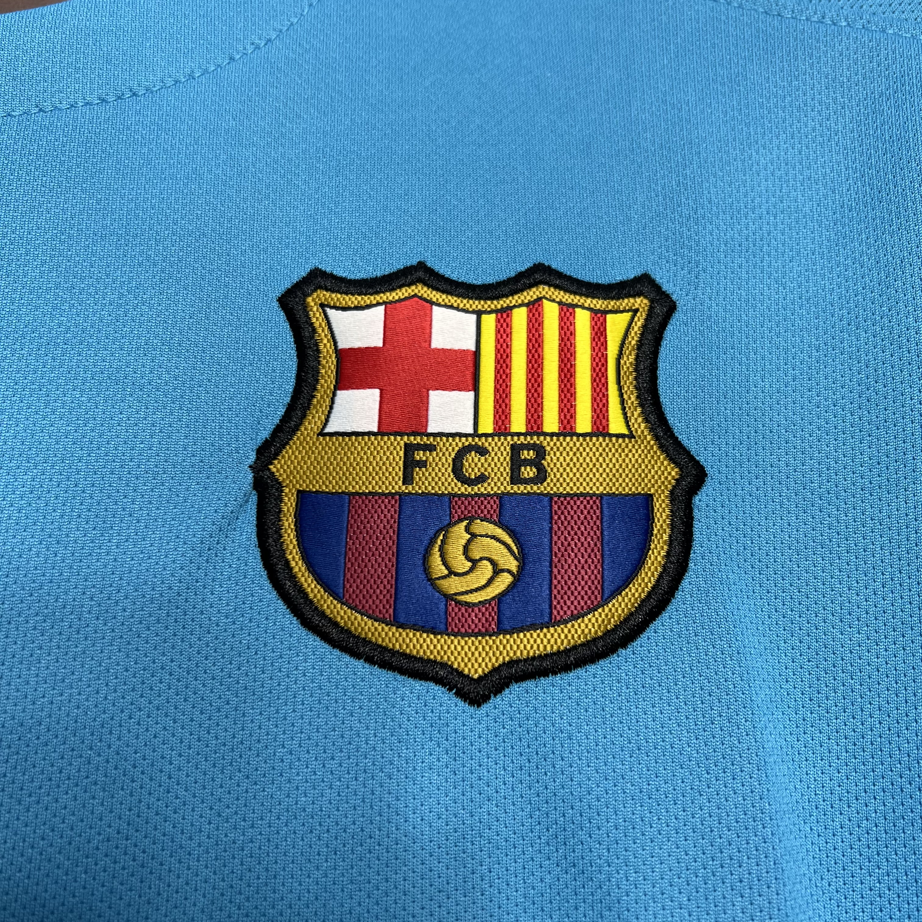 B.A.R.S.A Retro 15-16 Third Jersey - ReplicasJersey