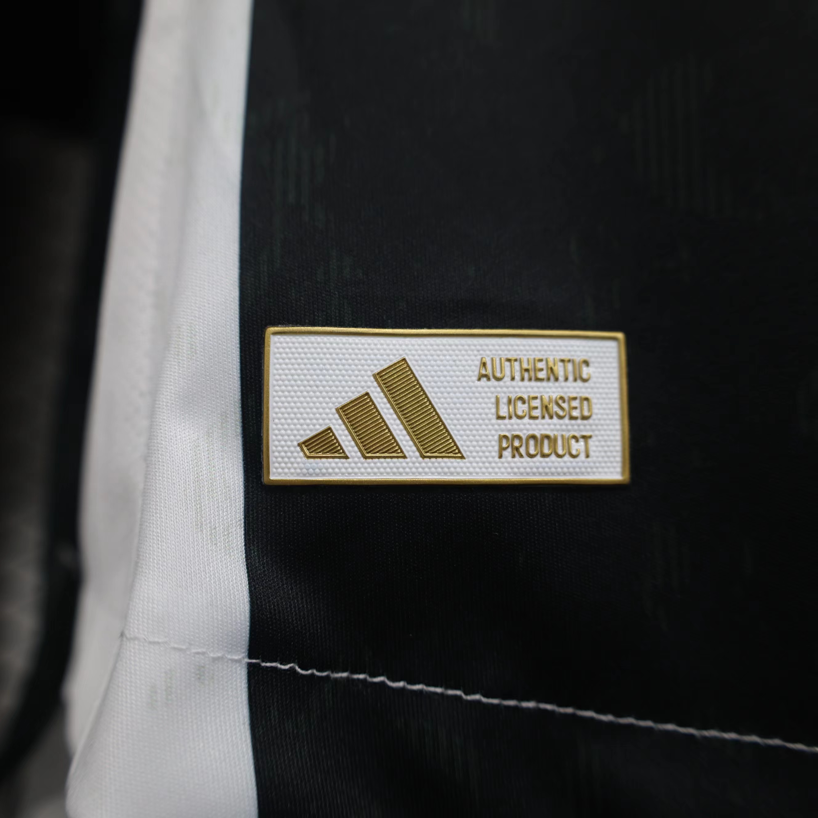 Juventus 24-25 Home Jersey - Player Version - ReplicasJersey