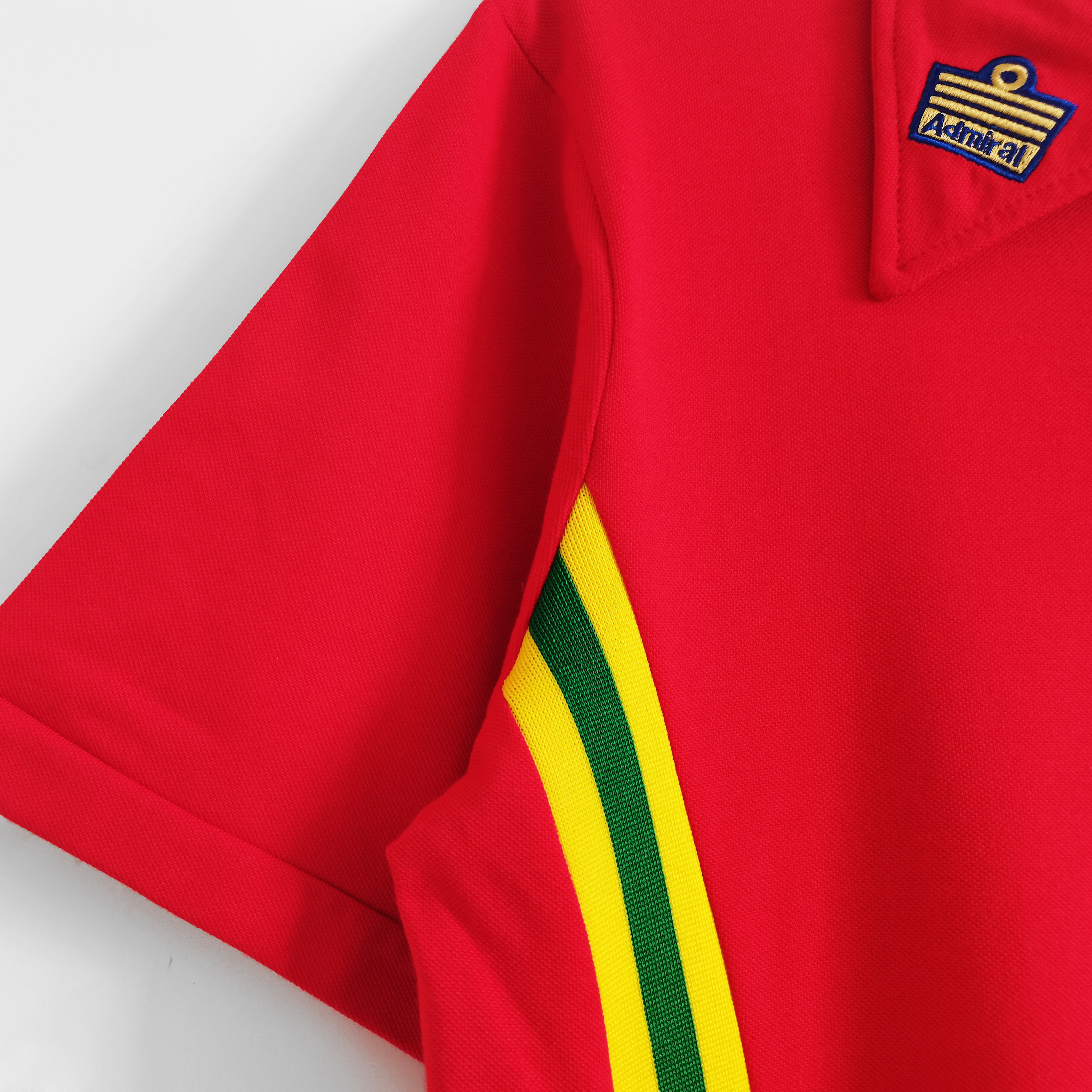 Retro Wales 1976 Home Stadium Jersey - ReplicasJersey