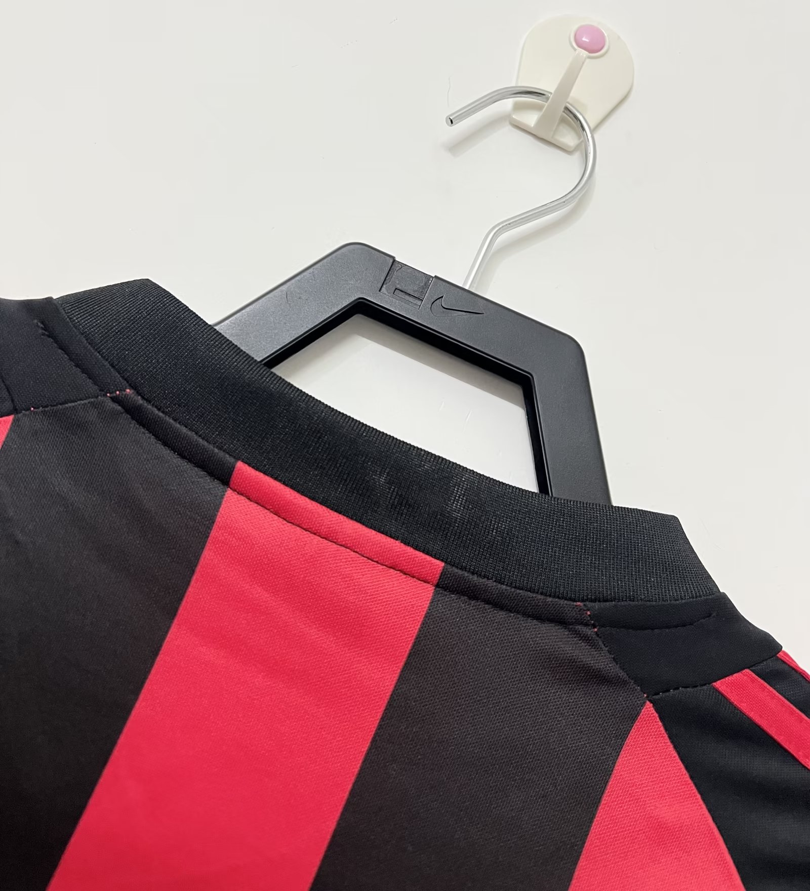Retro AC Milan 02-03 Home Stadium Jersey - ReplicasJersey