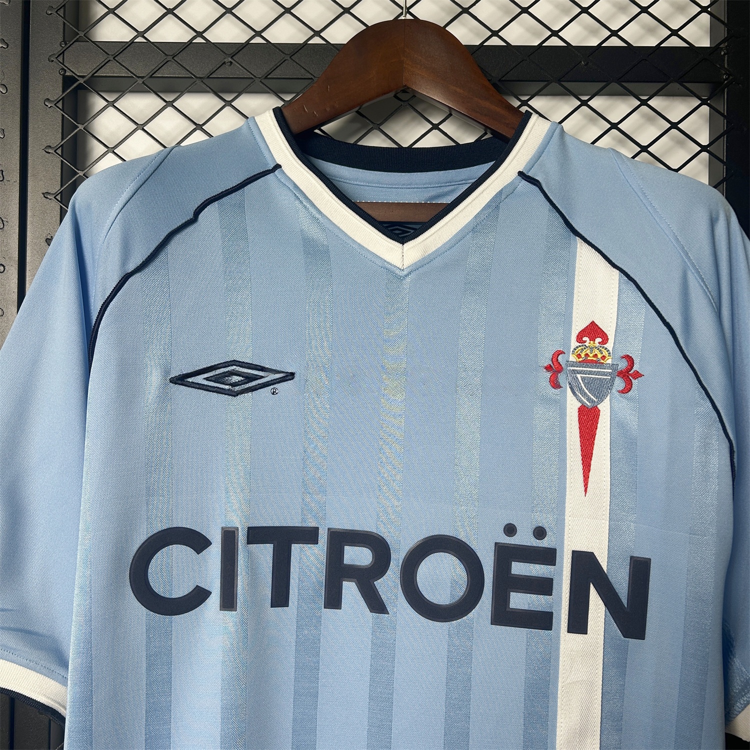 Retro Celta Vigo 2001-02 Home Jersey - ReplicasJersey