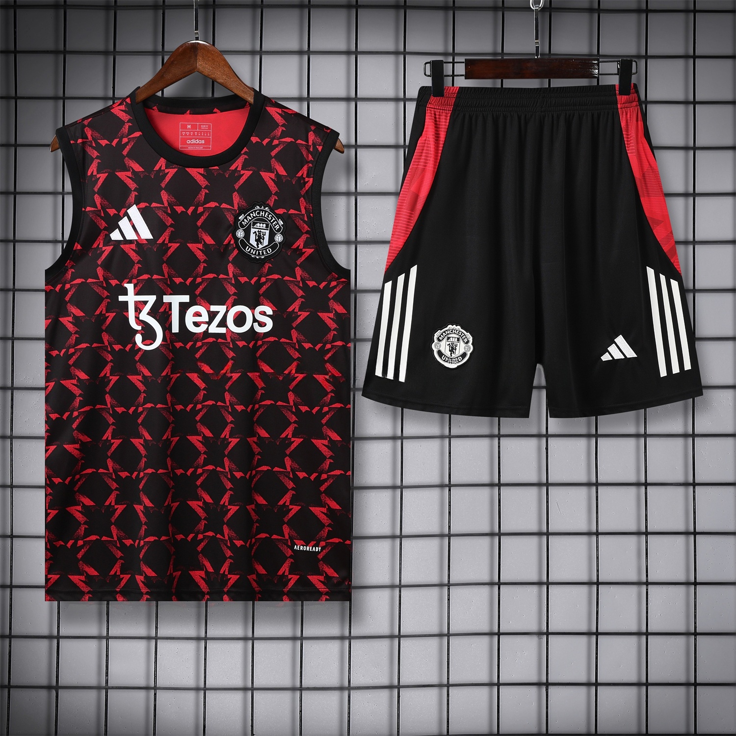 Manchester United 25-26 Pre-Match Vest Training Set - Red Top & Black Shorts - ReplicasJersey