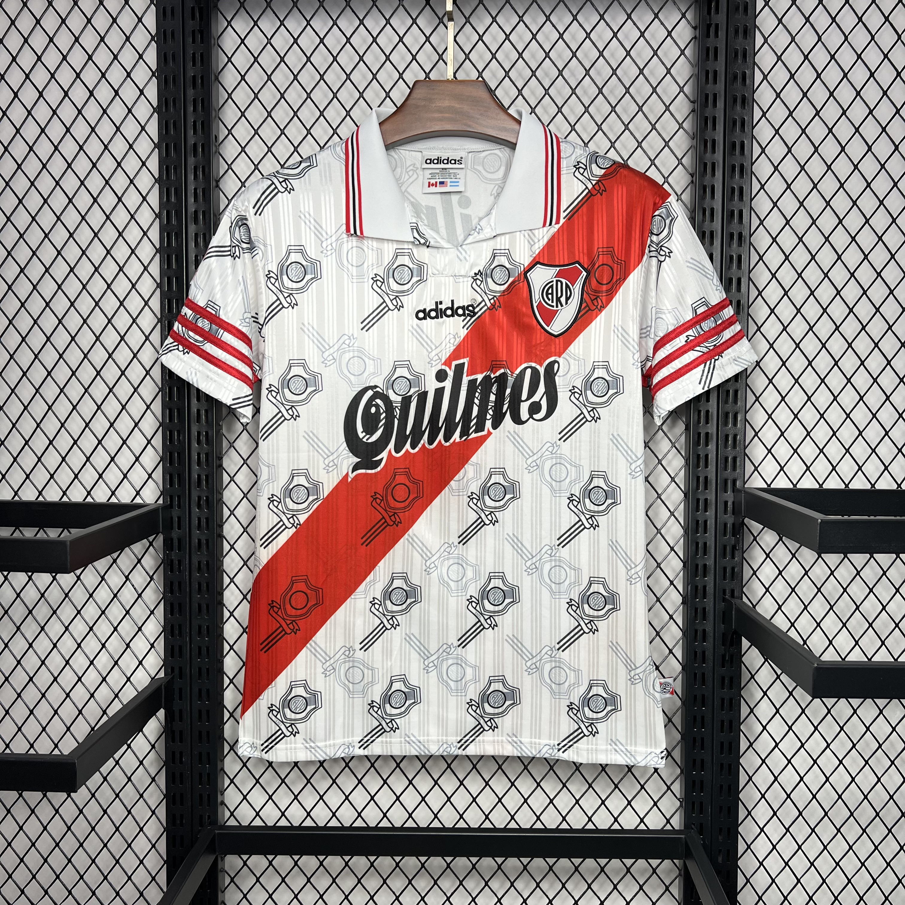 Retro River Plate 1996-97 Home Stadium Jersey - ReplicasJersey