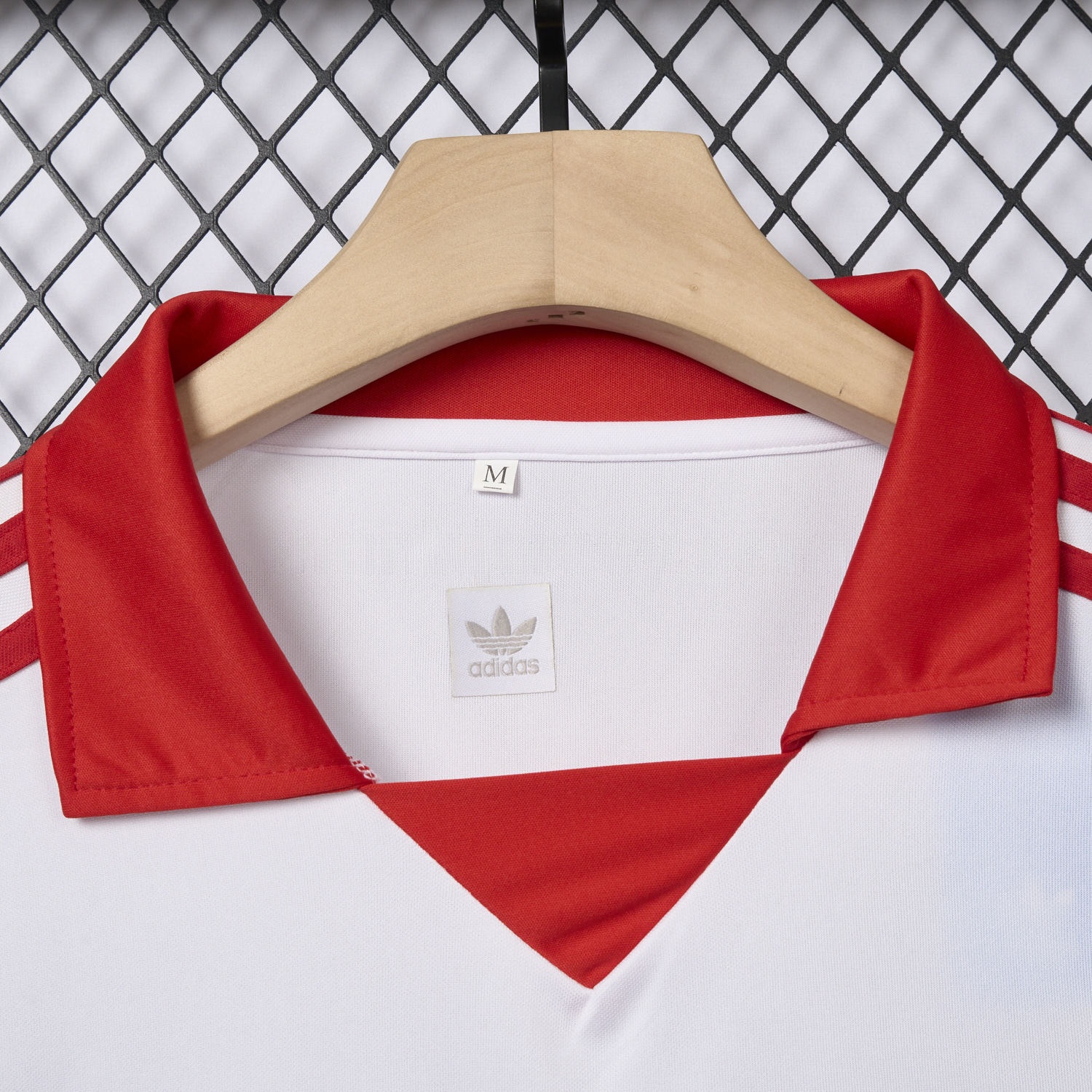 Retro Hamburger SV 1980-81 Home Jersey - ReplicasJersey