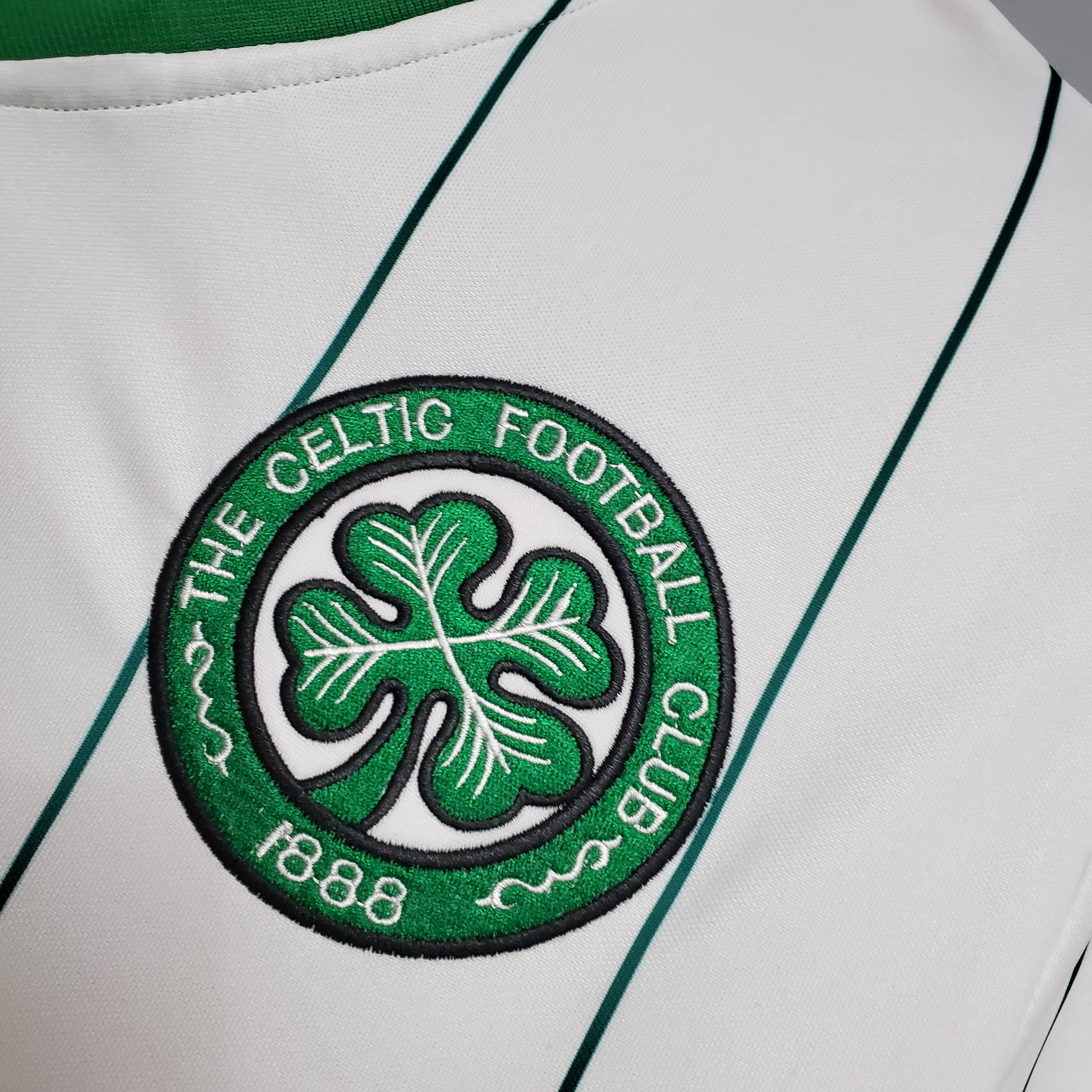 Retro Celtic 1982-83 Away Stadium Jersey - ReplicasJersey