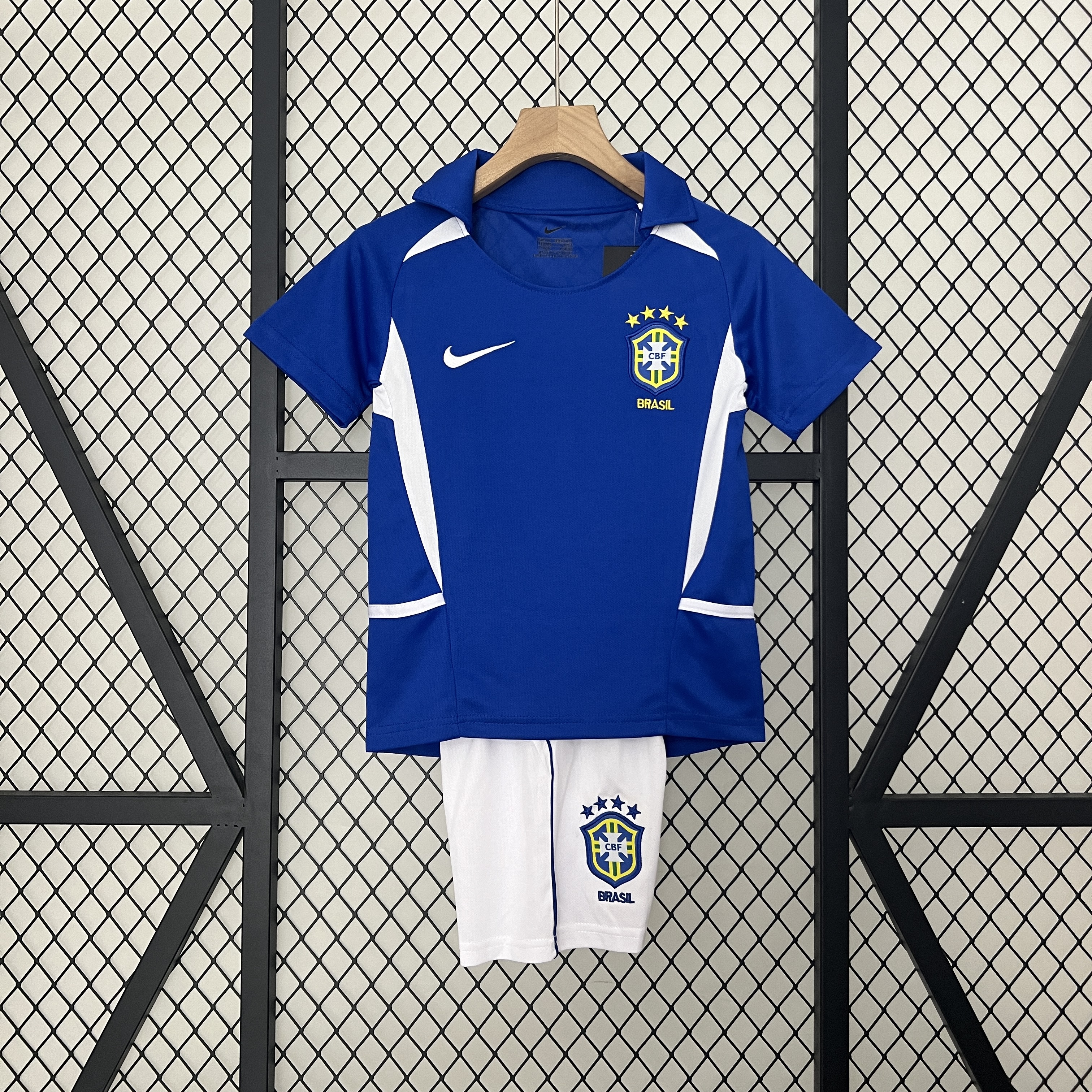 Retro Brazil 2002 Away Stadium Kids Kit - ReplicasJersey