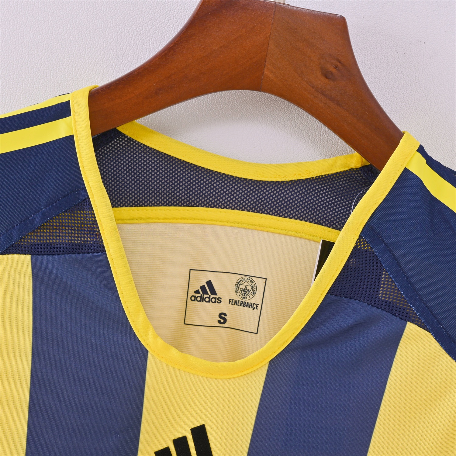 Retro Fenerbahce 2005-06 Home Jersey - ReplicasJersey