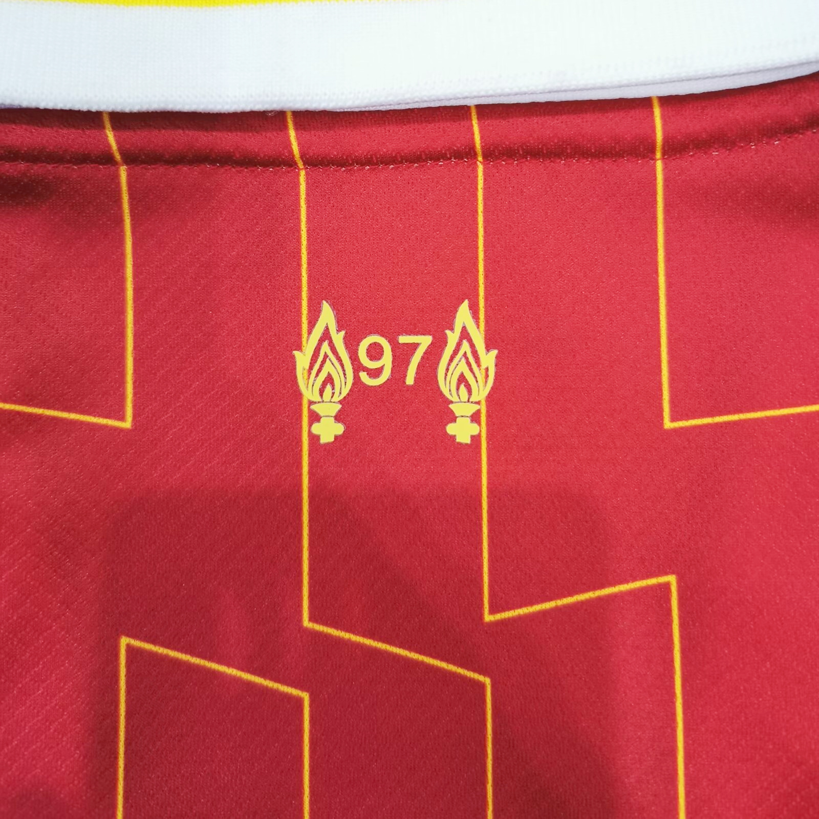 Liver.pool 24-25 Home Stadium Jersey - Fans Version - ReplicasJersey