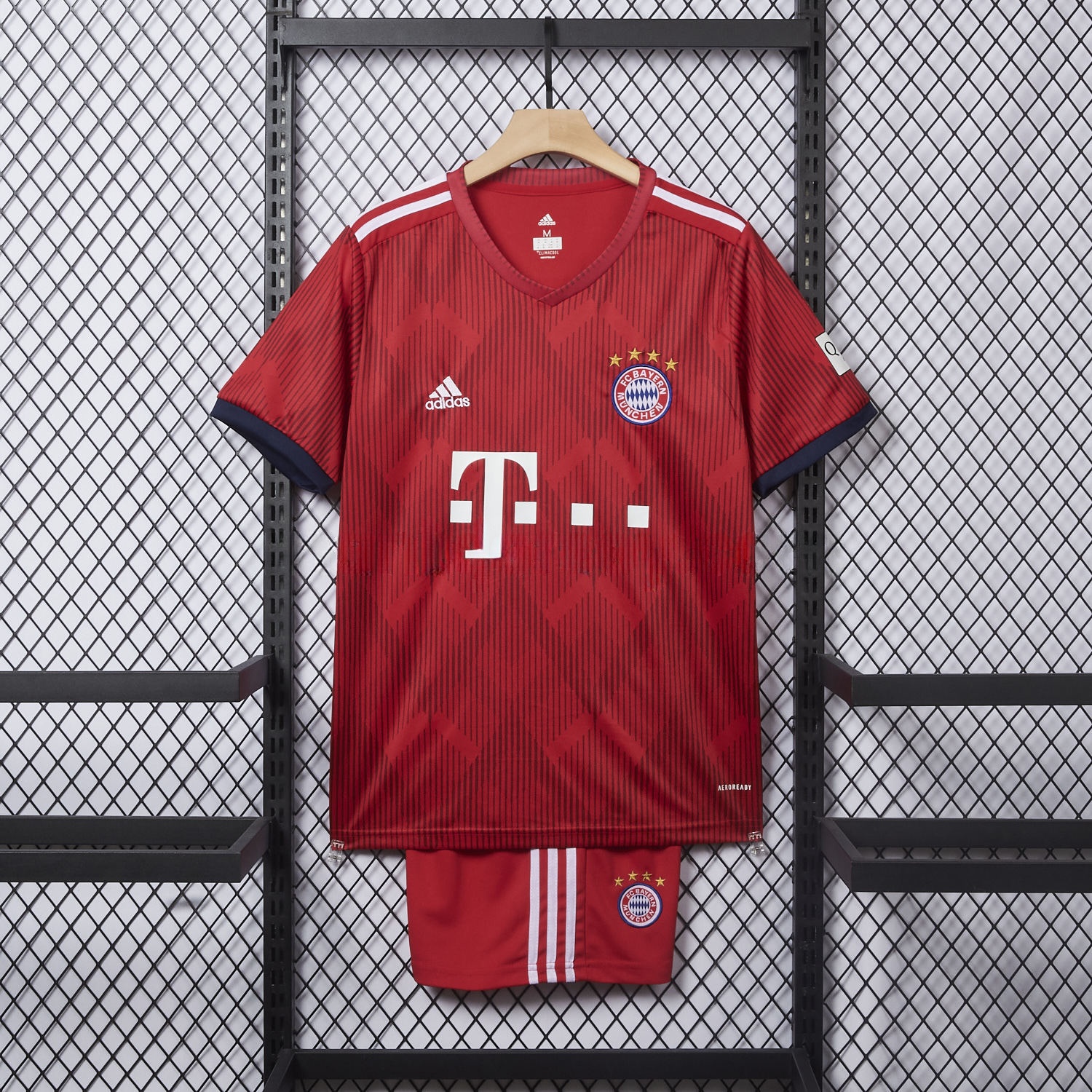 Retro Bayern Munich 2018-19 Home Men's Adult Jersey Set - Fans Version - ReplicasJersey